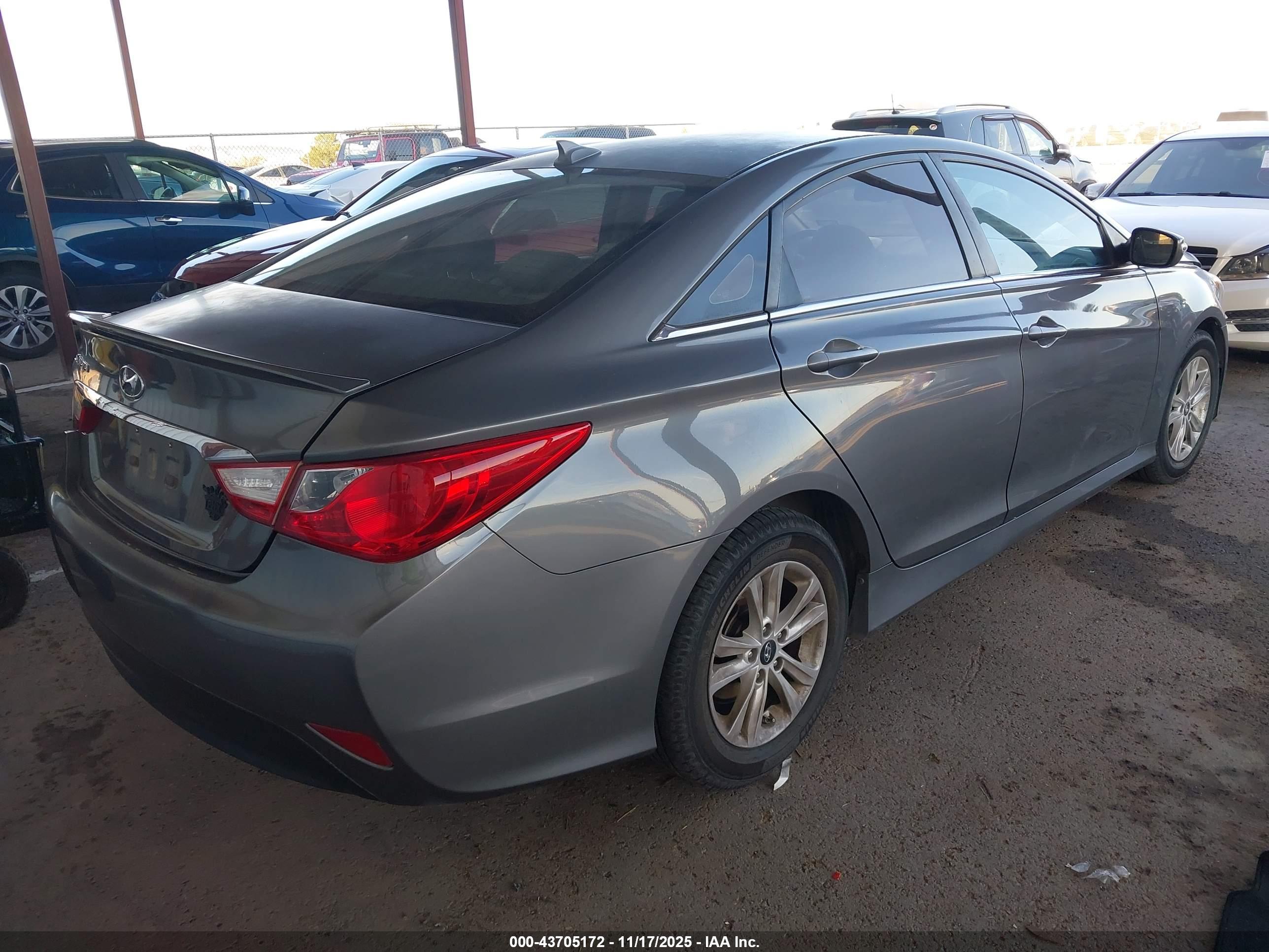 HYUNDAI SONATA image 4