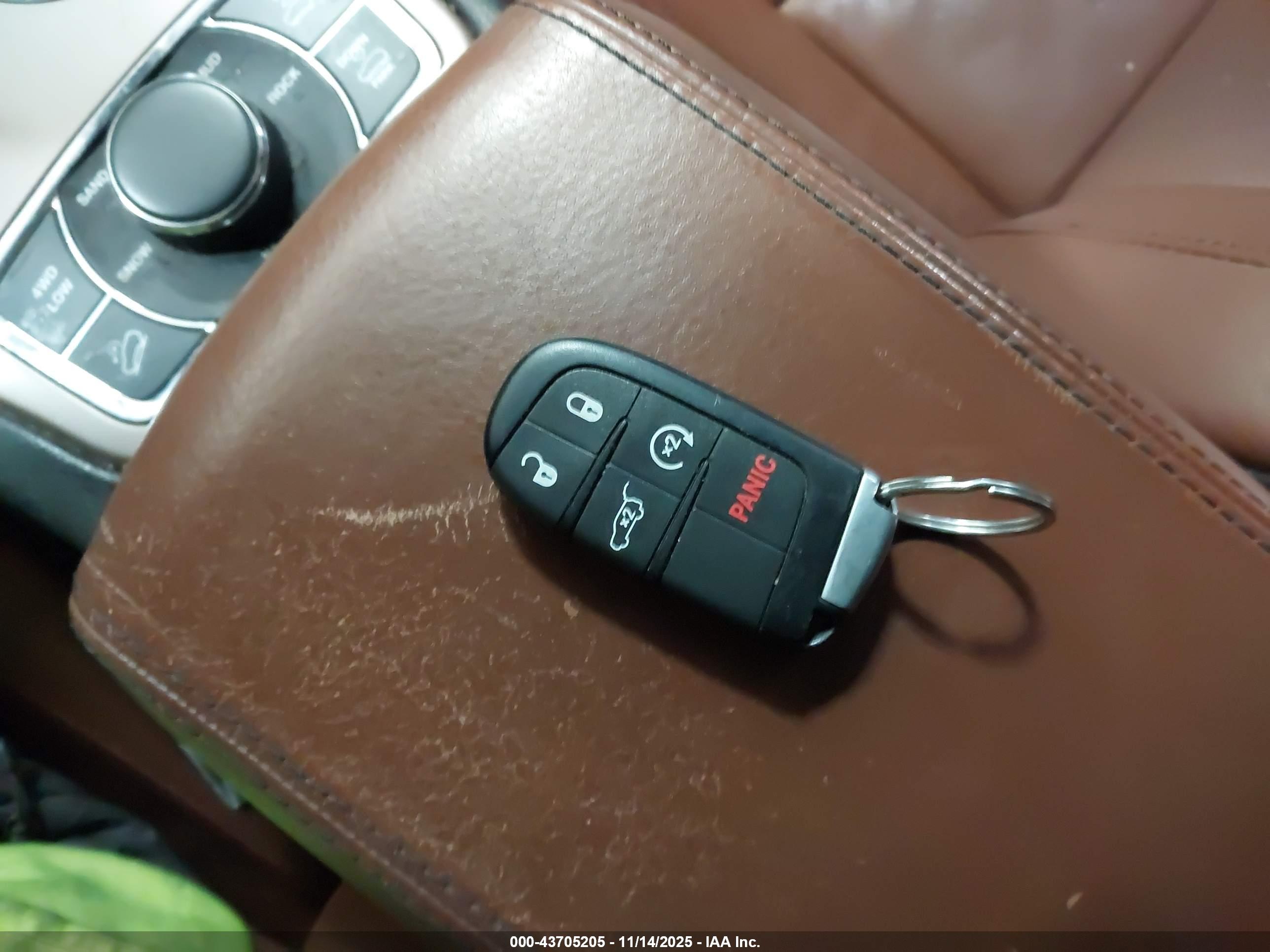 JEEP GRAND image 11