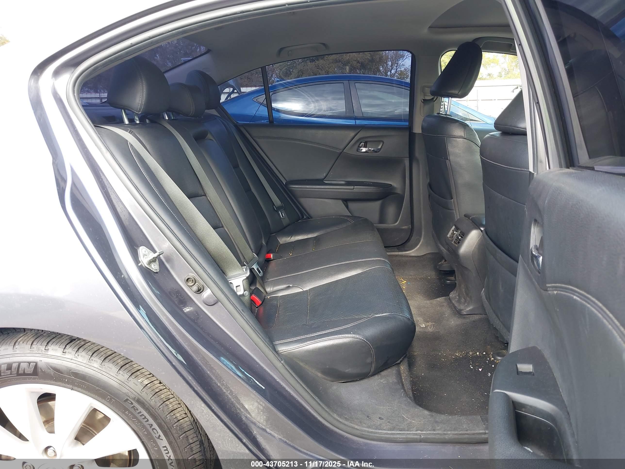 HONDA ACCORD image 8