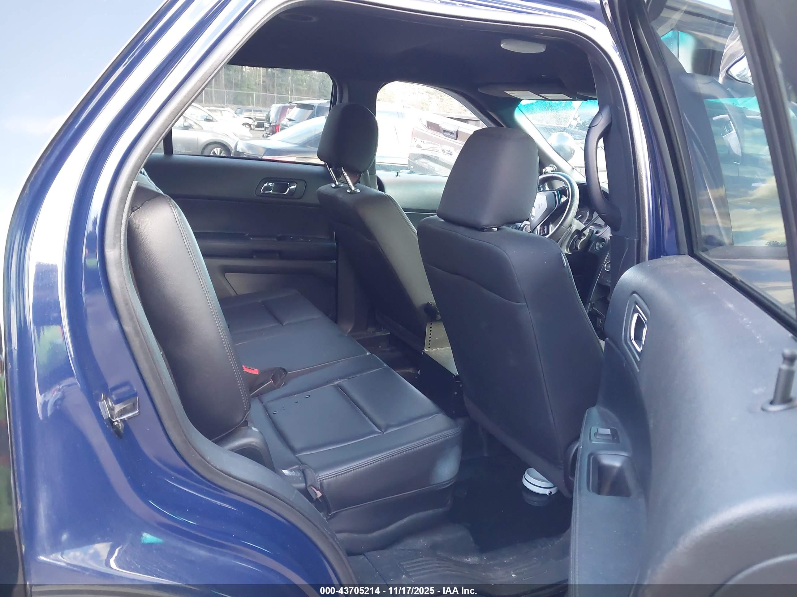FORD UTILITY image 8