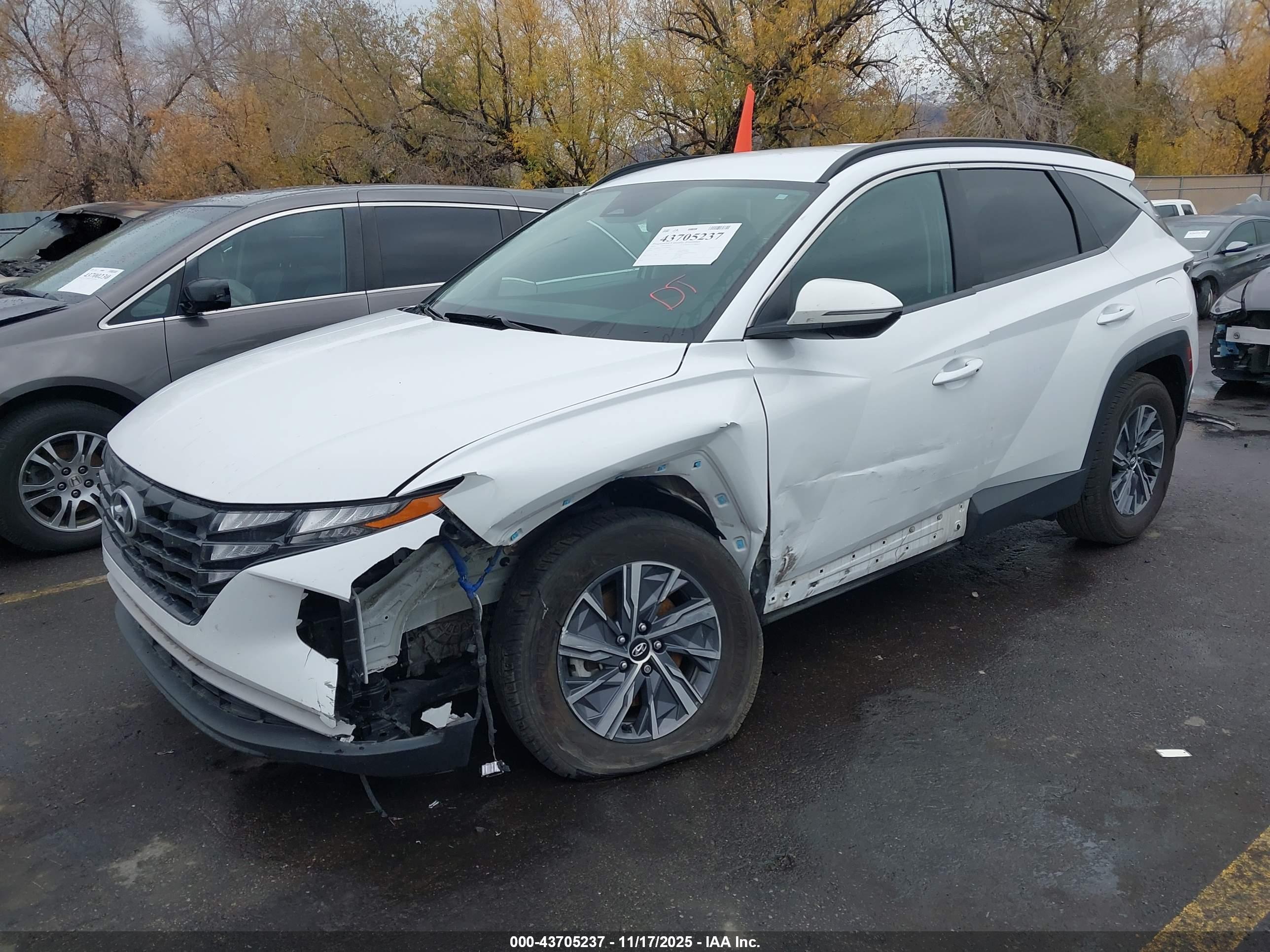 HYUNDAI TUCSON image 2