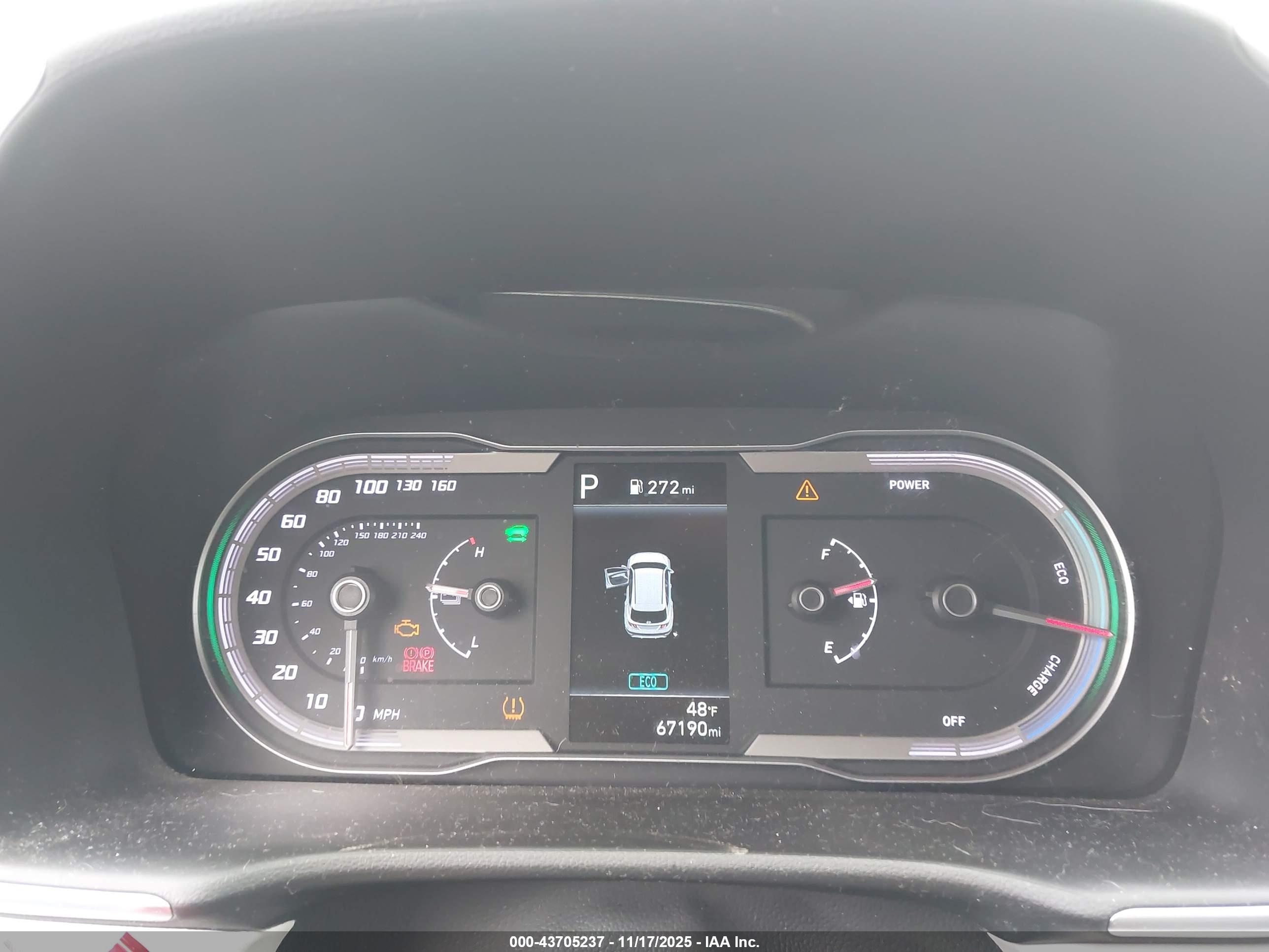 HYUNDAI TUCSON image 7