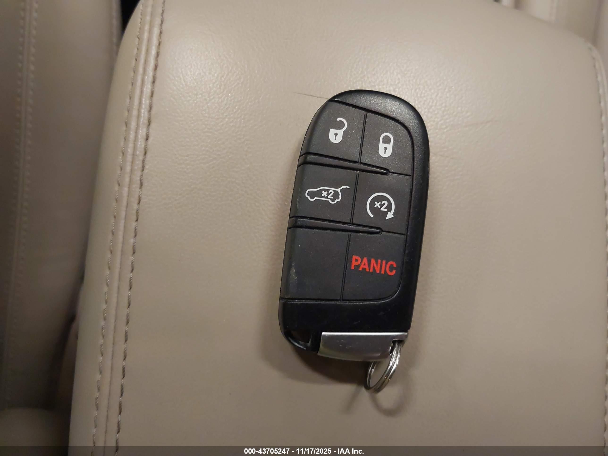 JEEP GRAND image 11