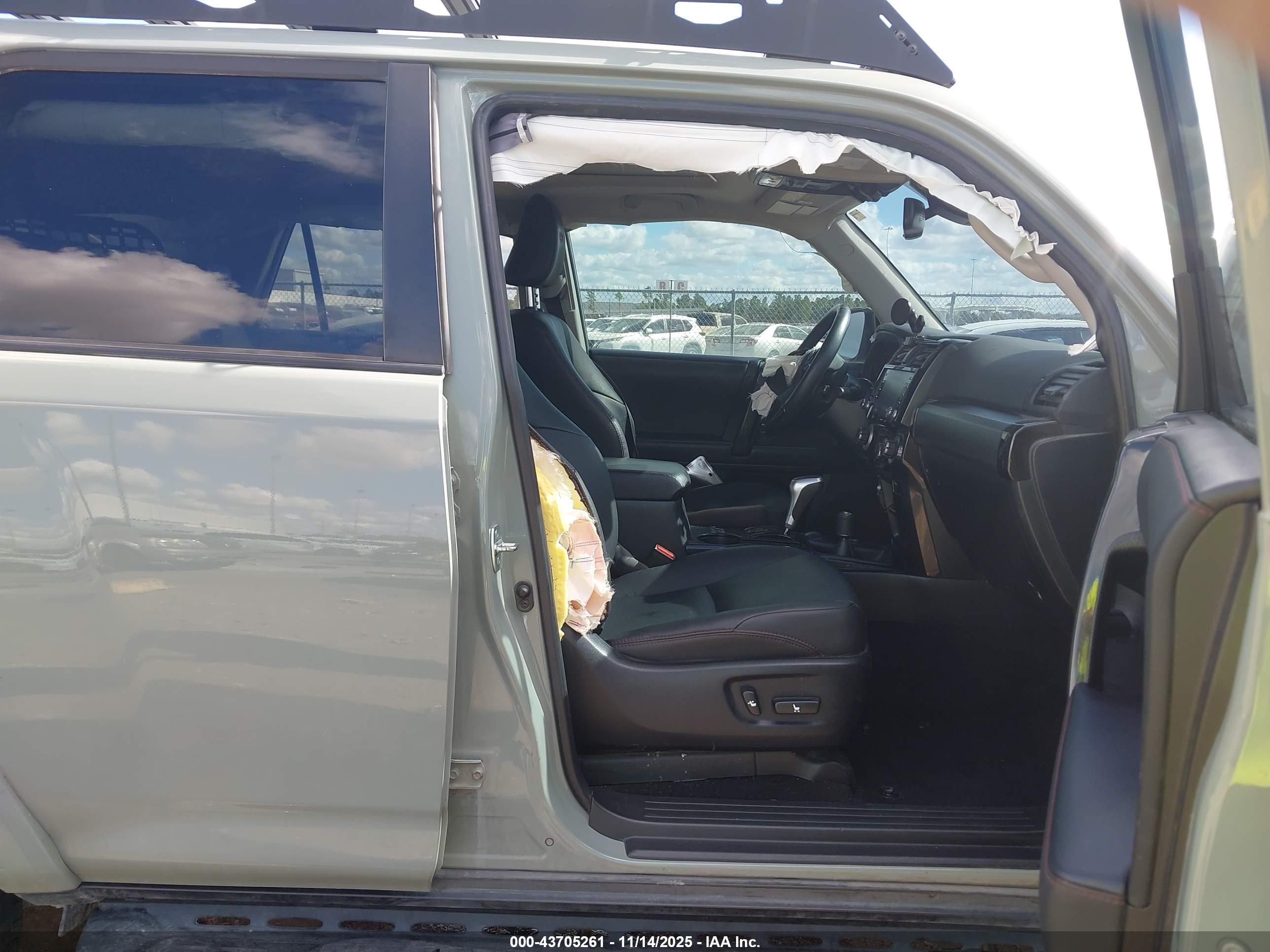 TOYOTA 4RUNNER image 5