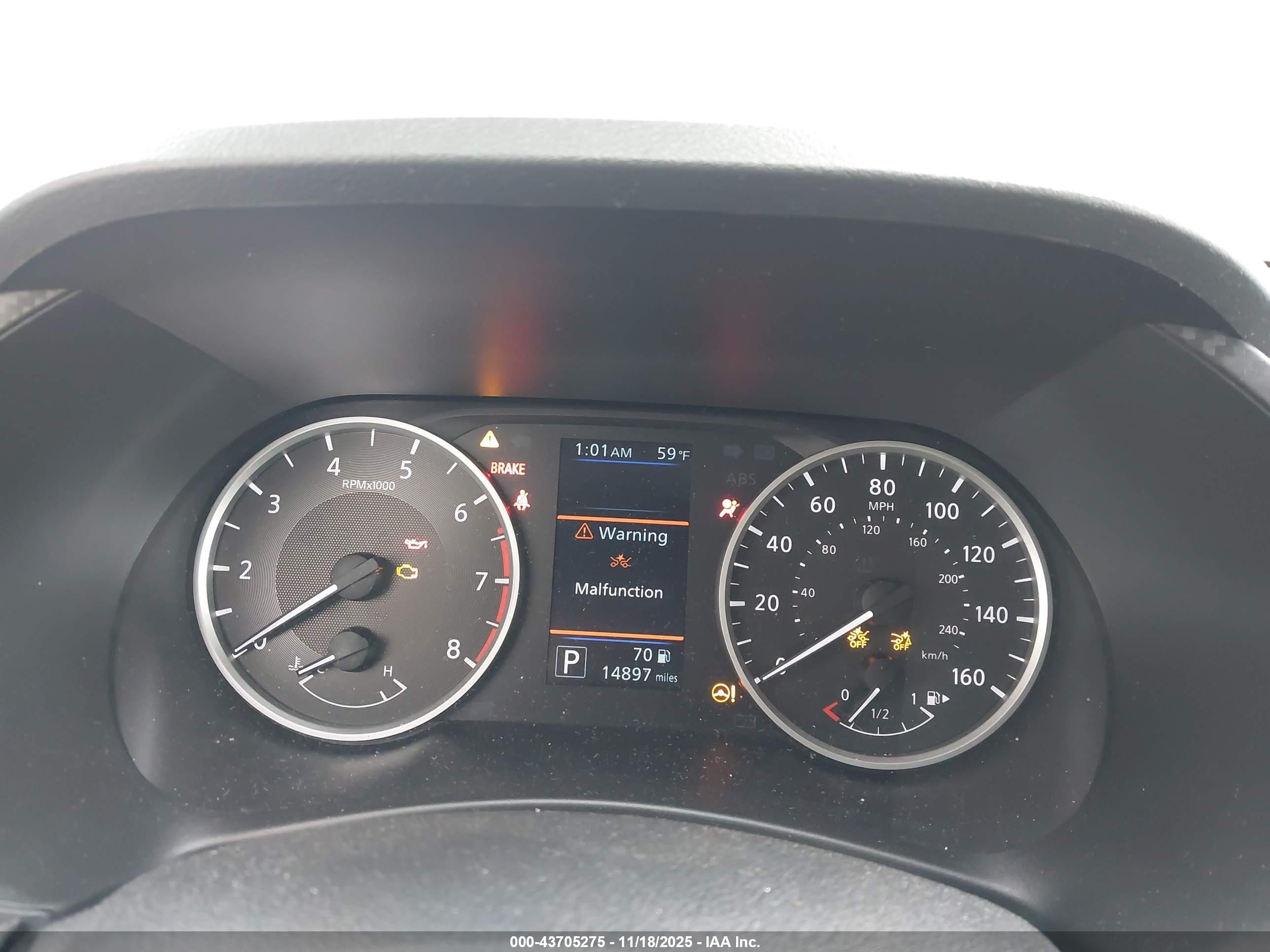 NISSAN SENTRA image 7