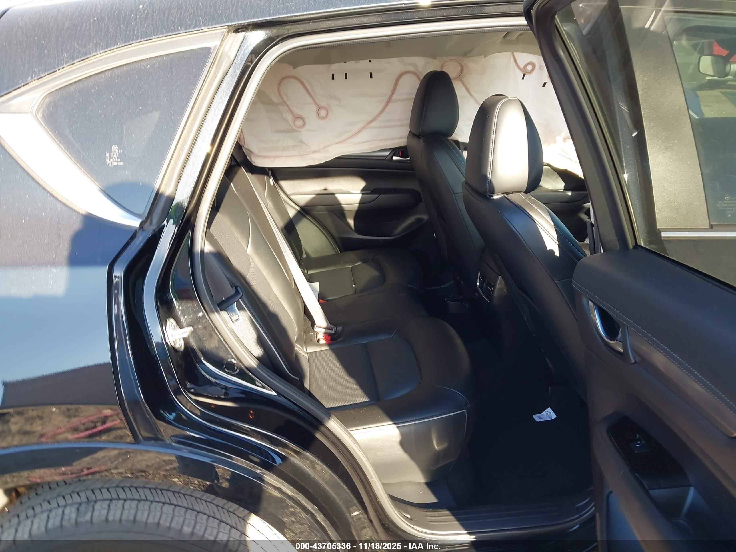 MAZDA CX-5 image 8