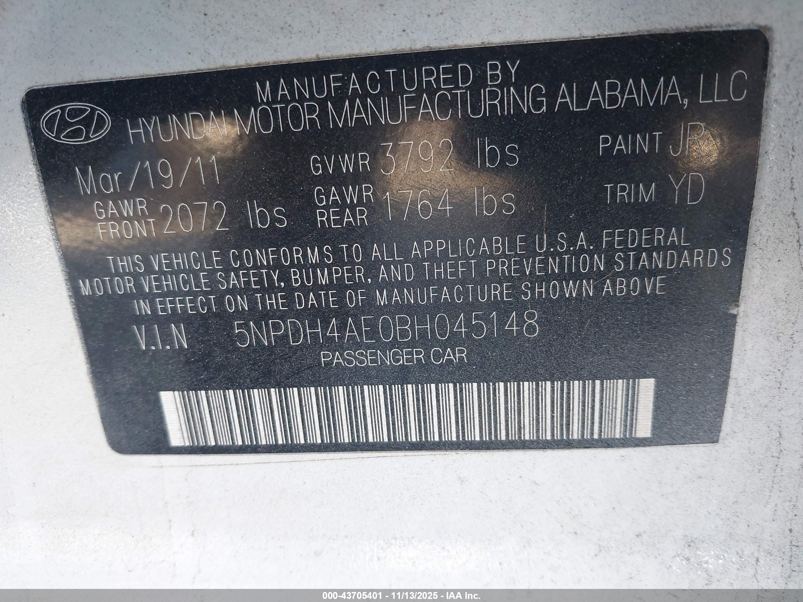 HYUNDAI ELANTRA image 9