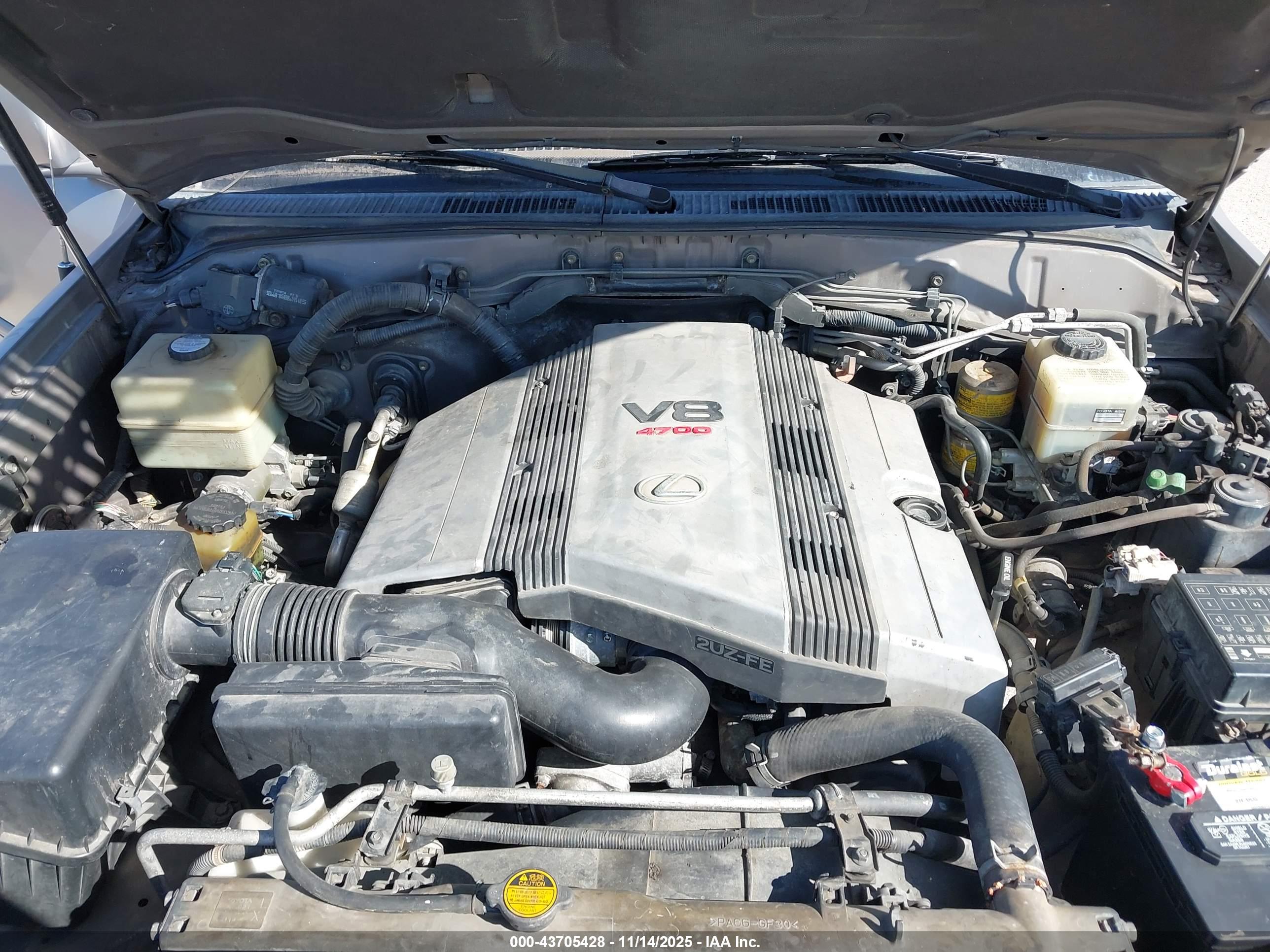 LEXUS LX image 10