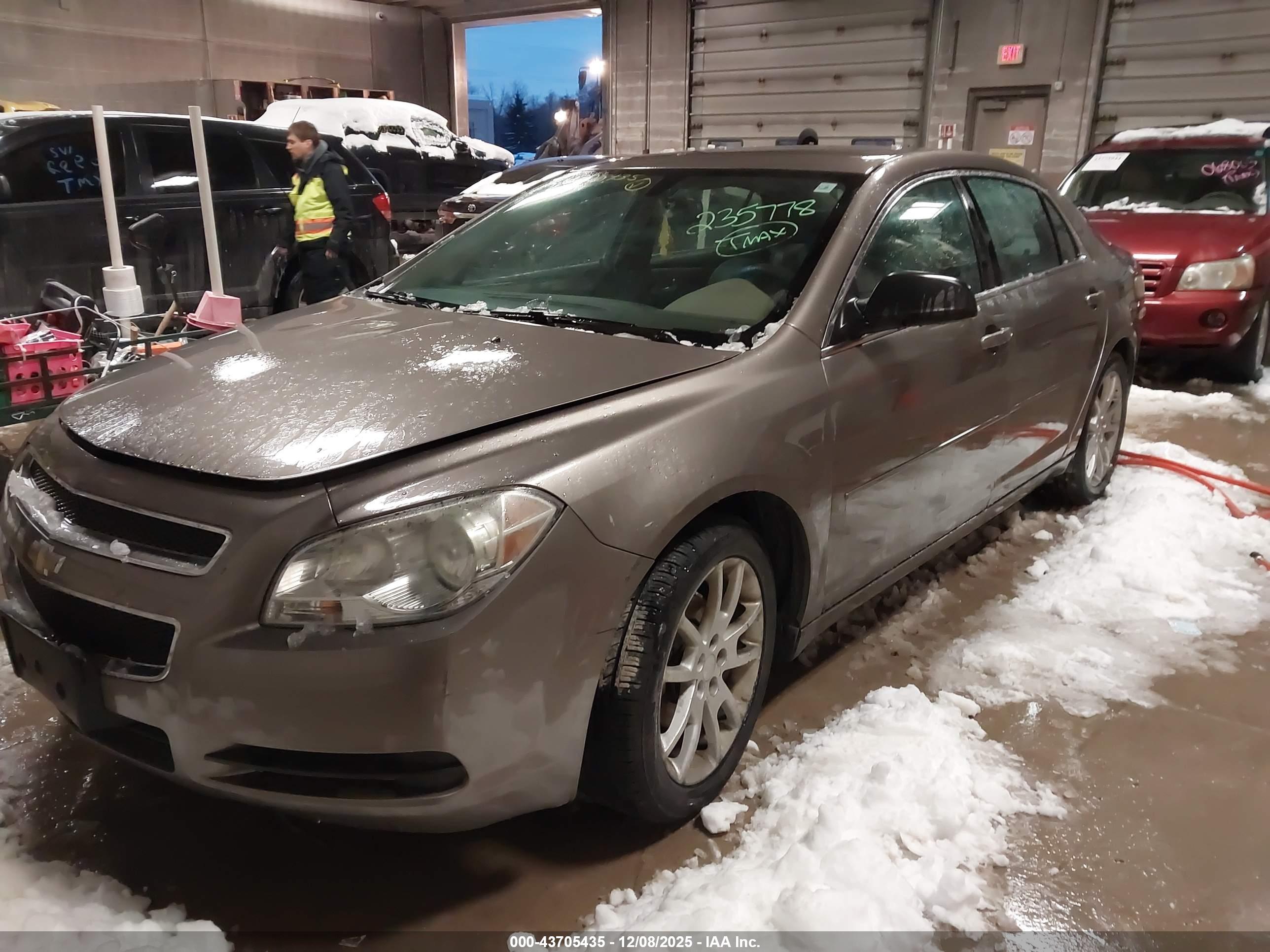 CHEVROLET MALIBU image 2