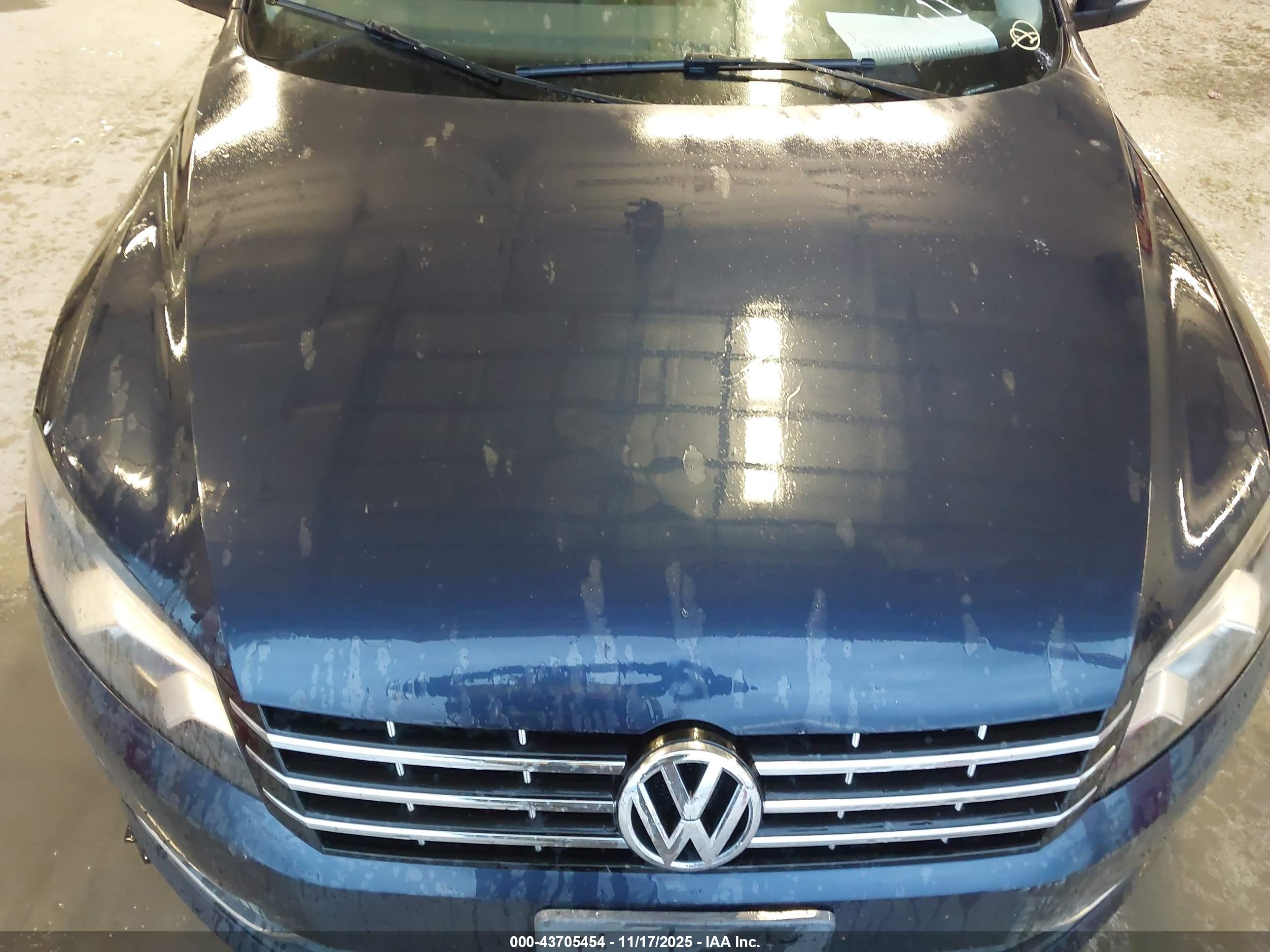 VOLKSWAGEN PASSAT image 10