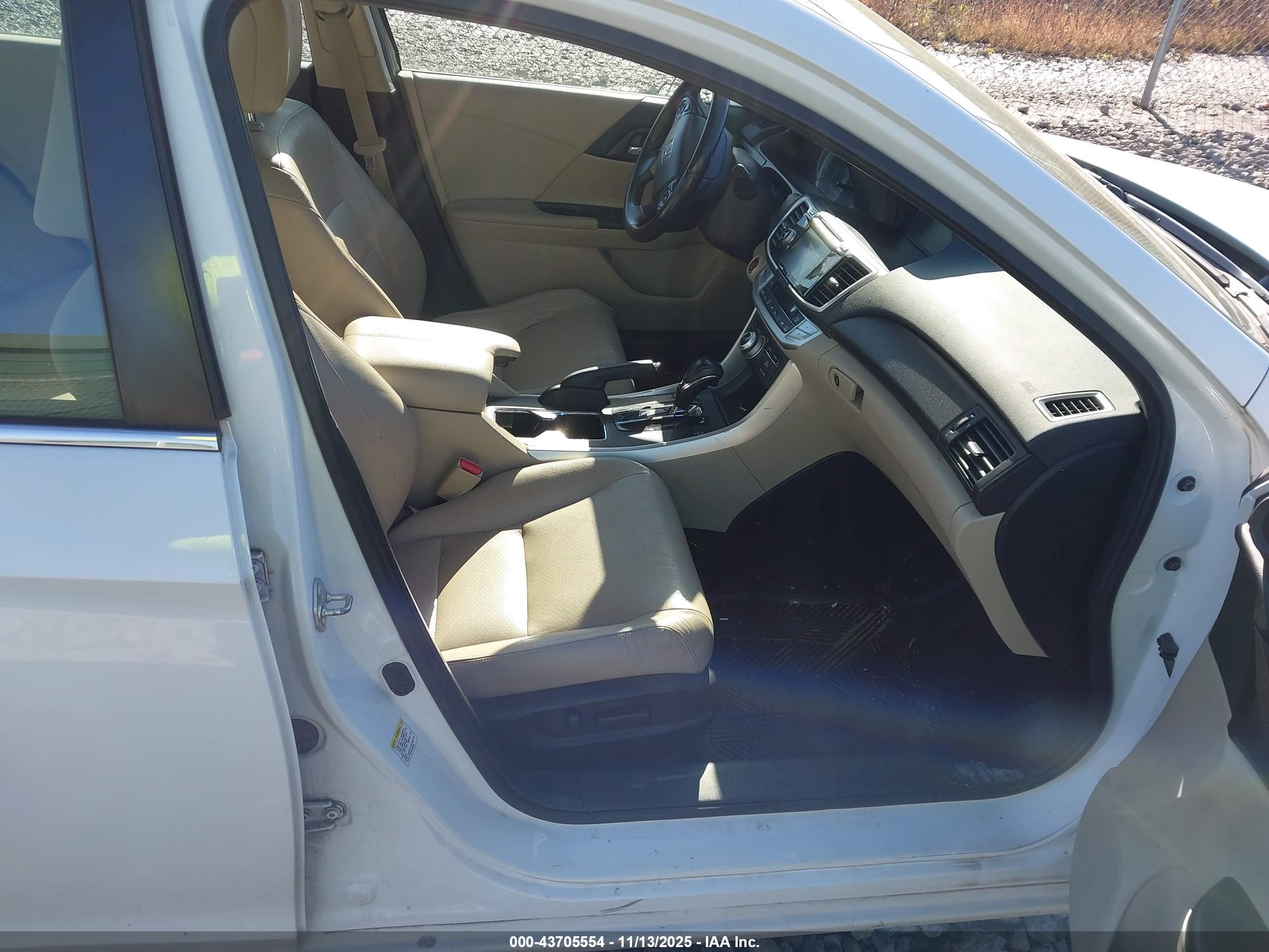 HONDA ACCORD image 5