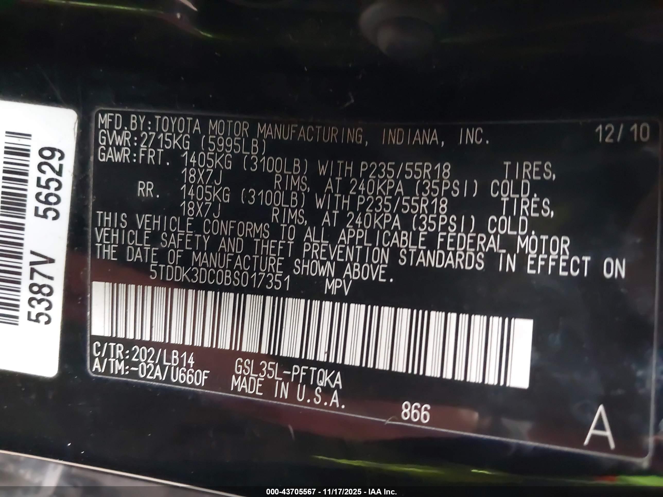 TOYOTA SIENNA image 9