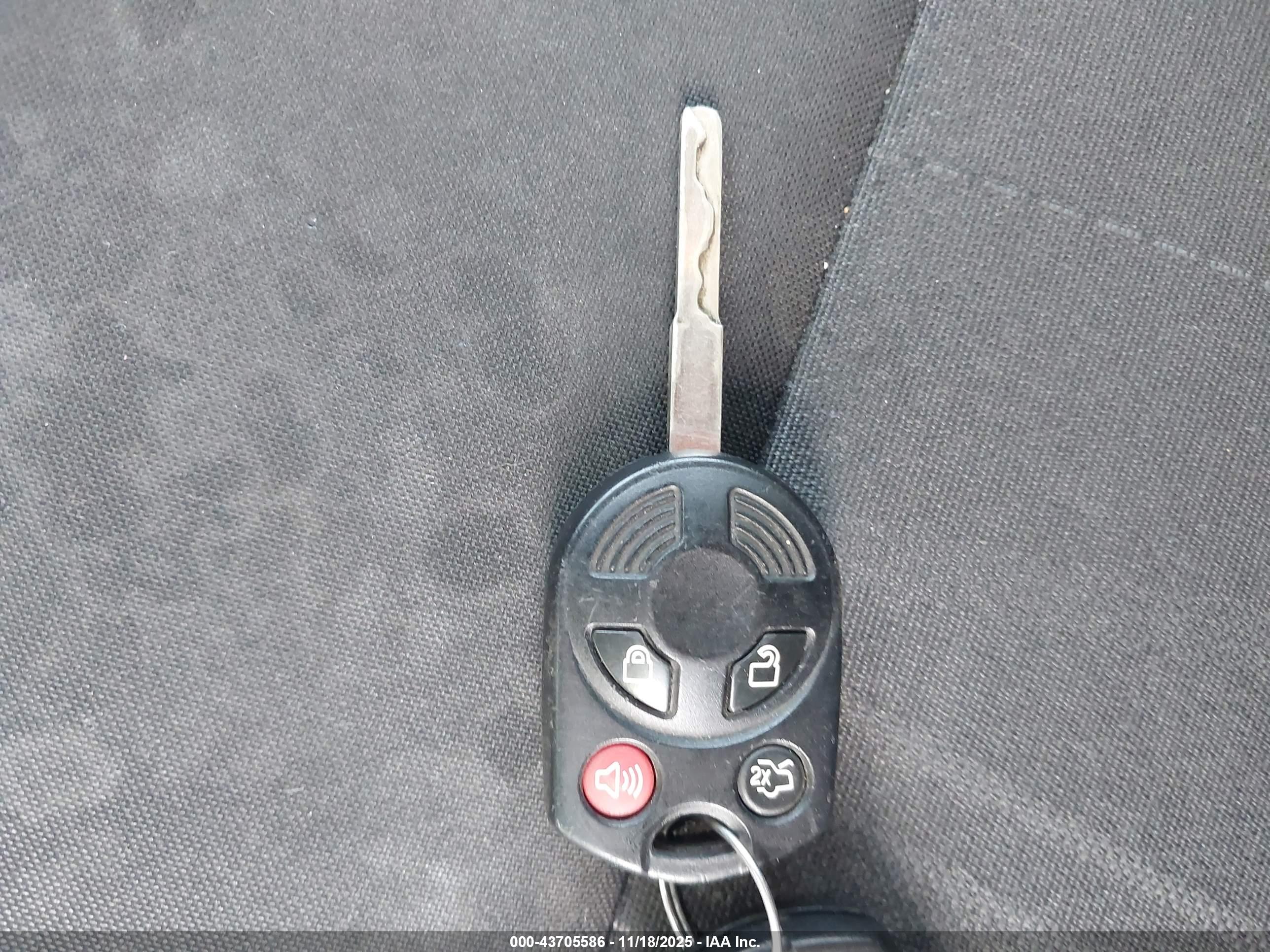 FORD FOCUS image 11