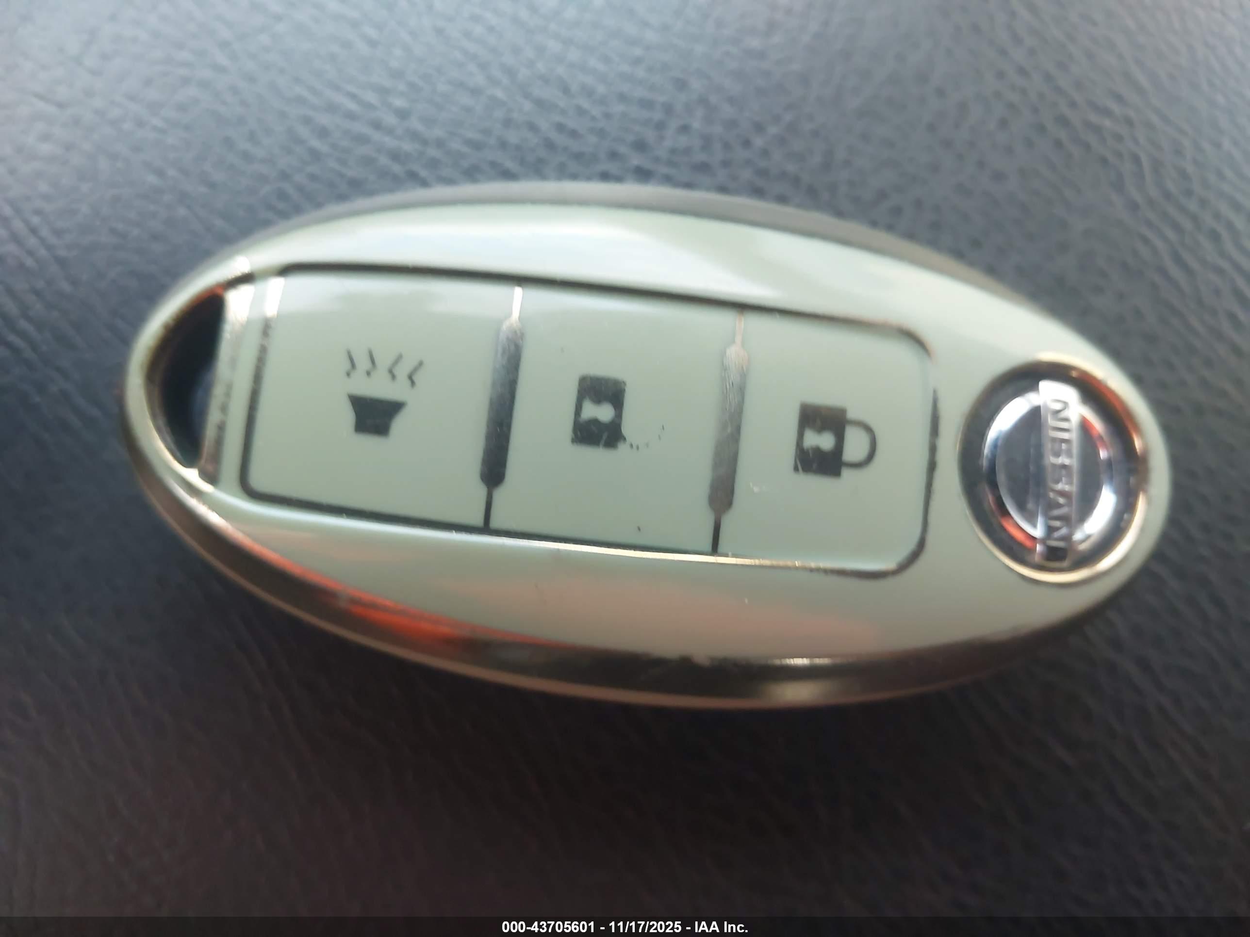 NISSAN PATHFINDER image 11