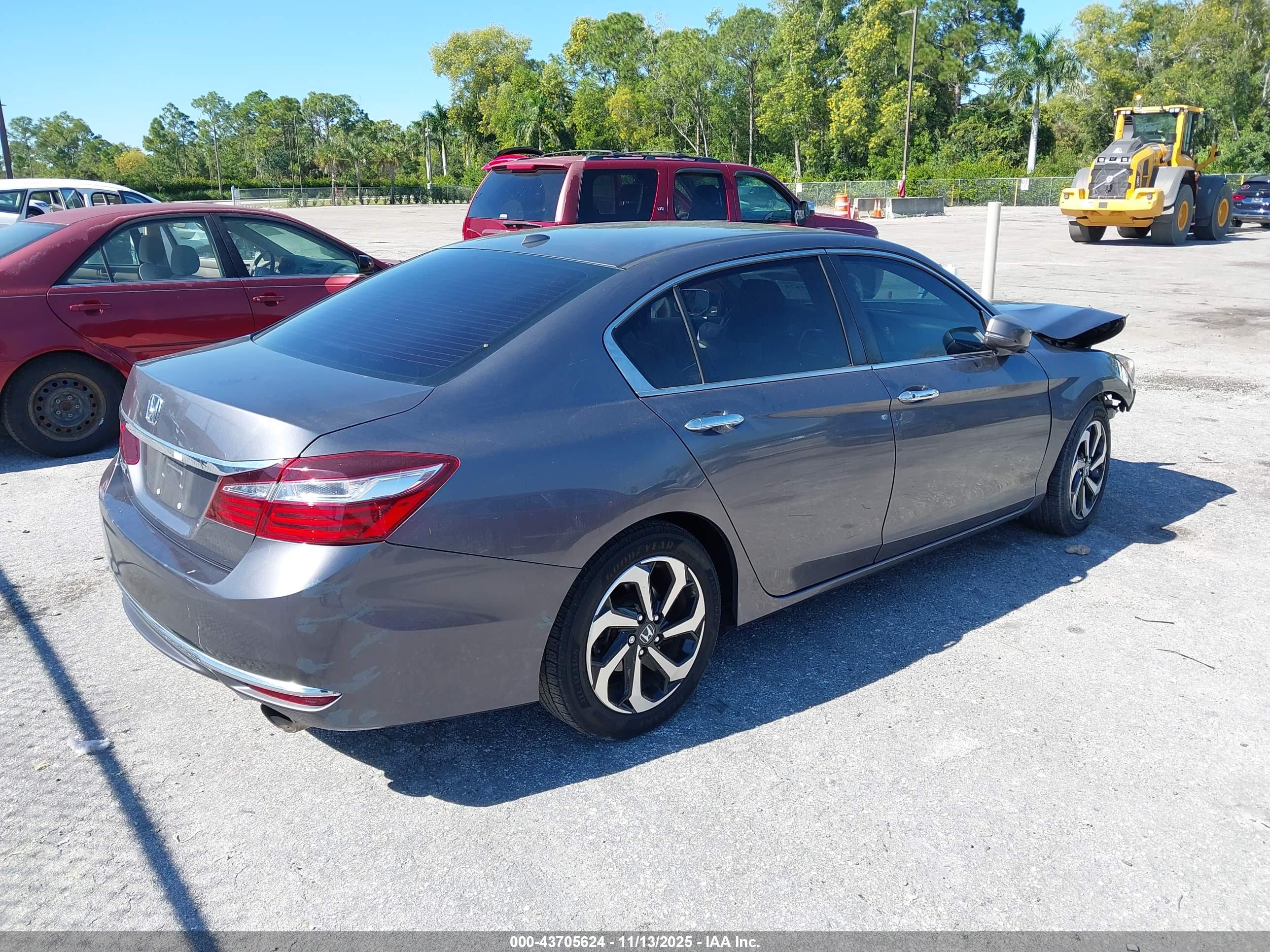 HONDA ACCORD image 4