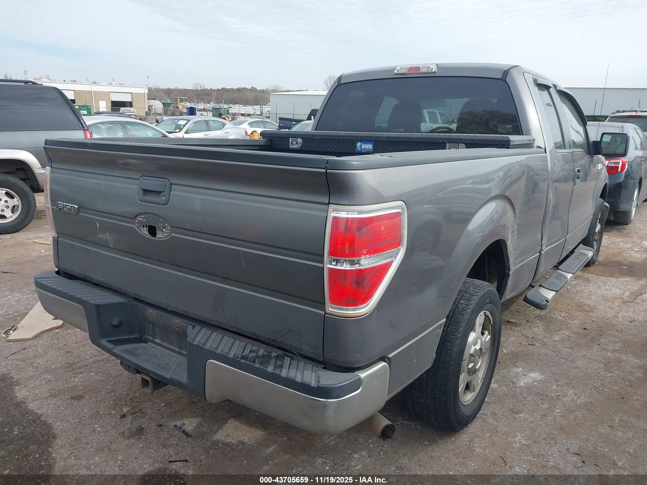 FORD F-150 image 4