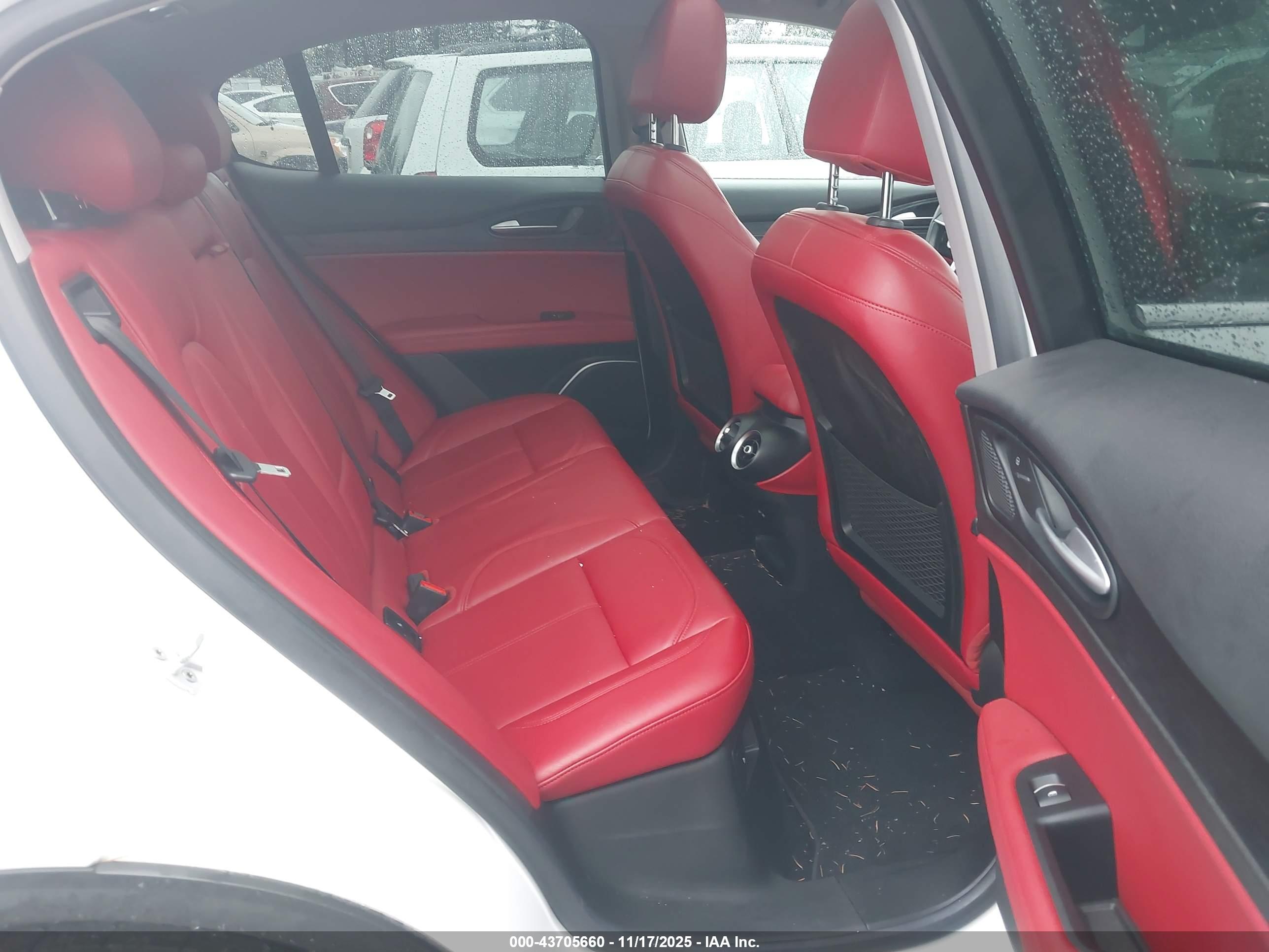 ALFA ROMEO image 8