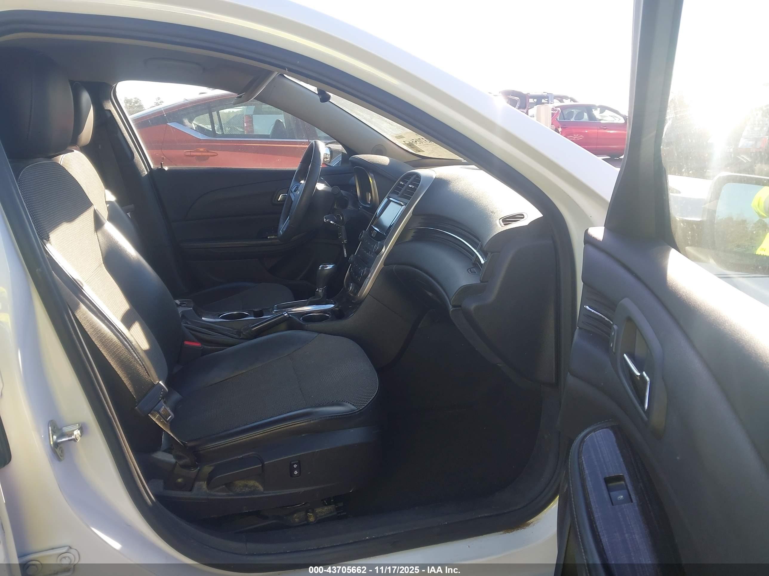 CHEVROLET MALIBU image 5