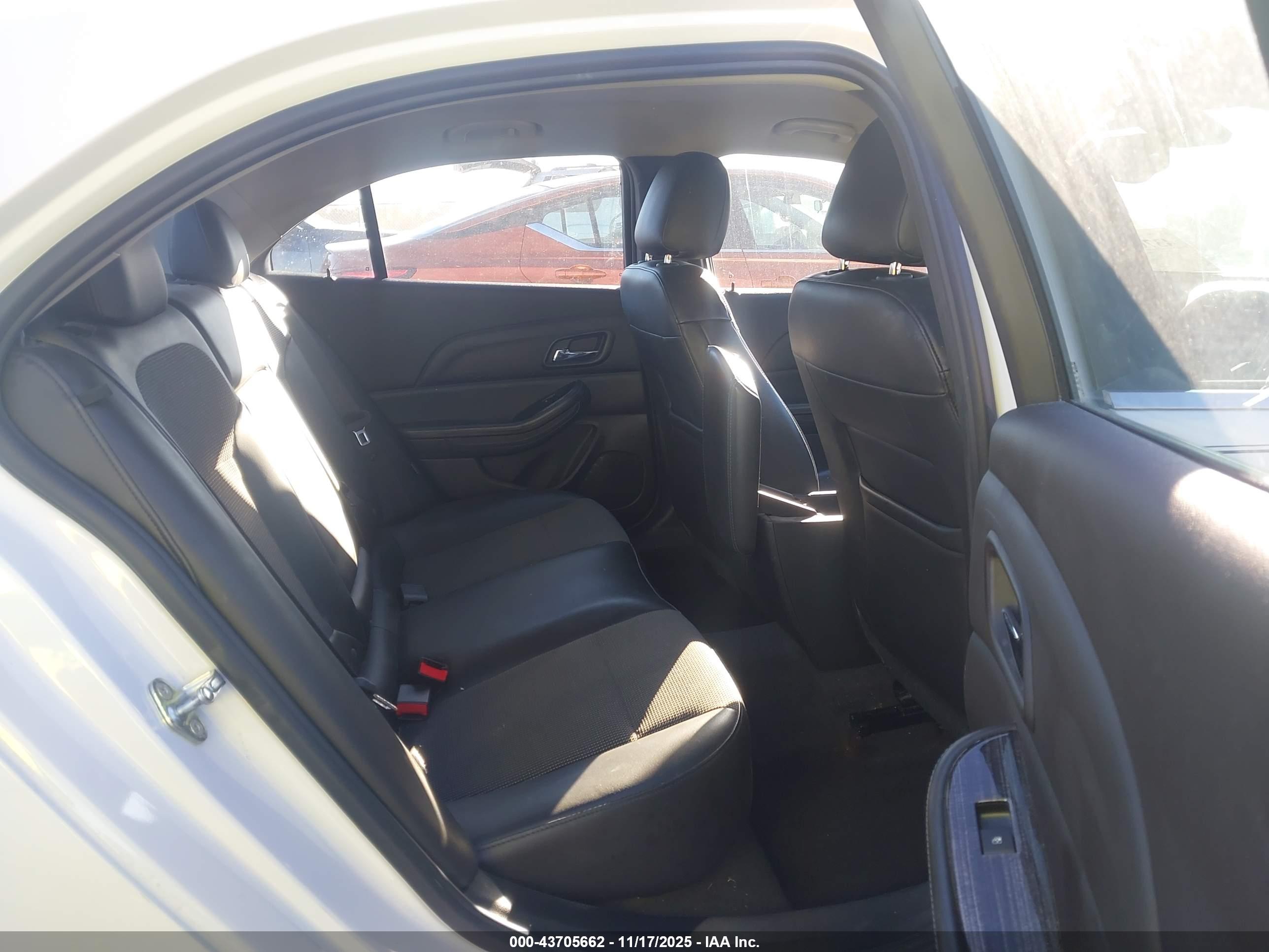 CHEVROLET MALIBU image 8