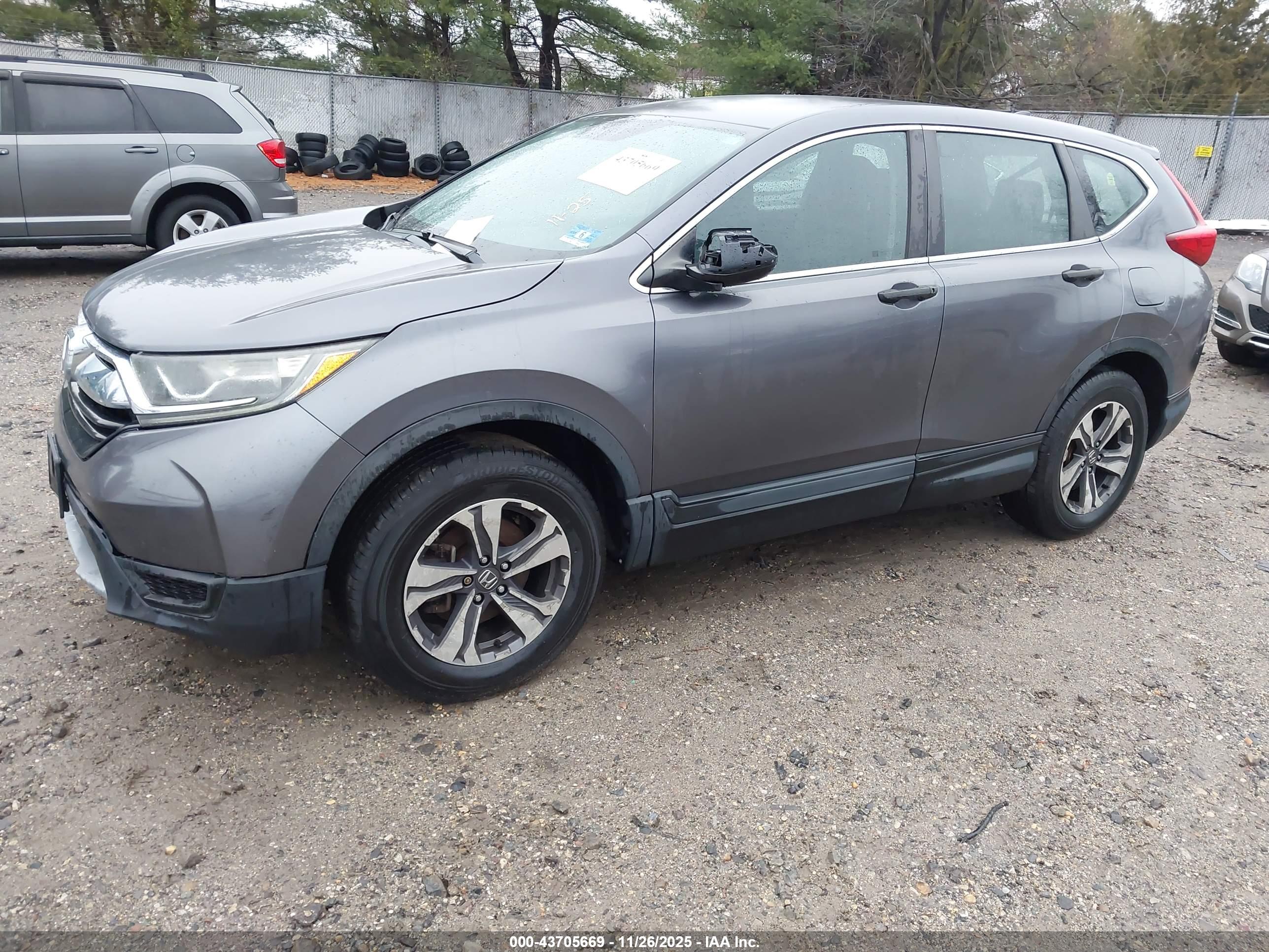 HONDA CR-V image 2