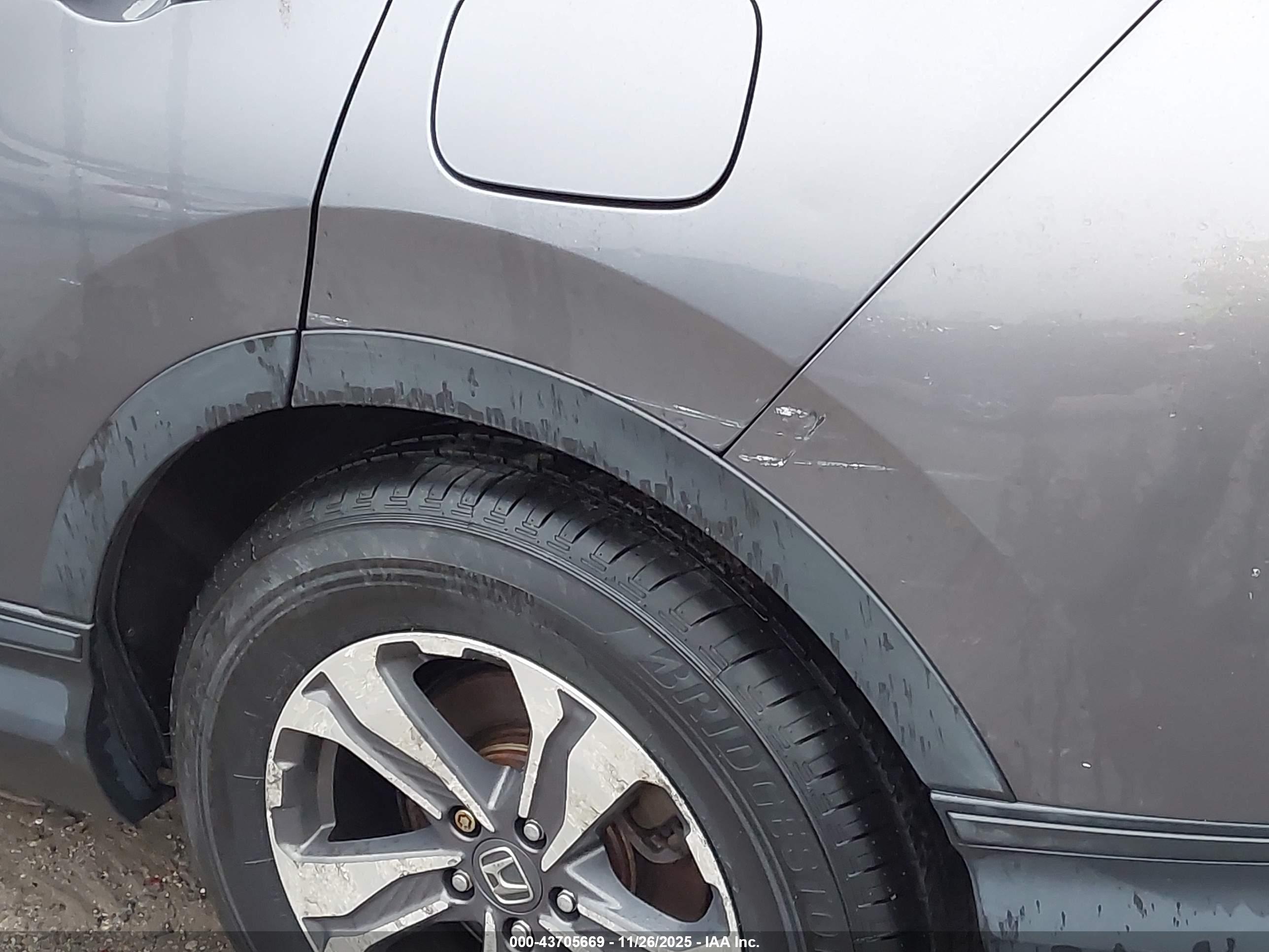 HONDA CR-V image 6
