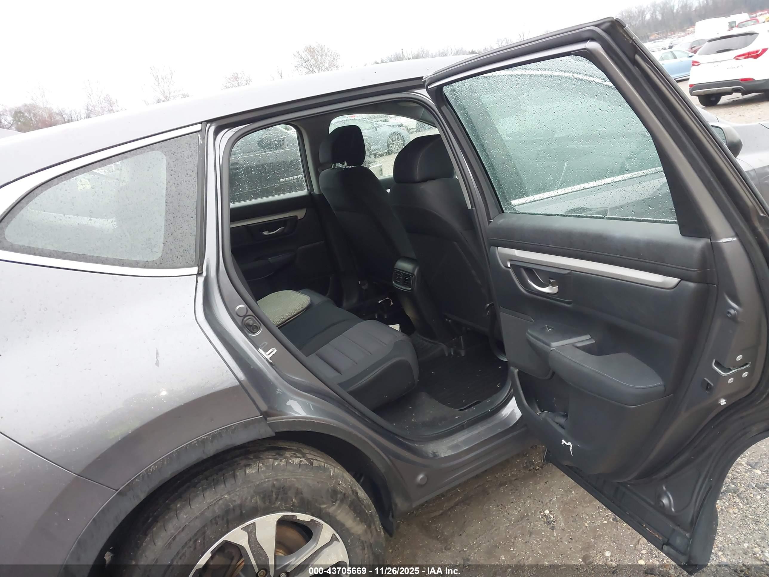 HONDA CR-V image 8