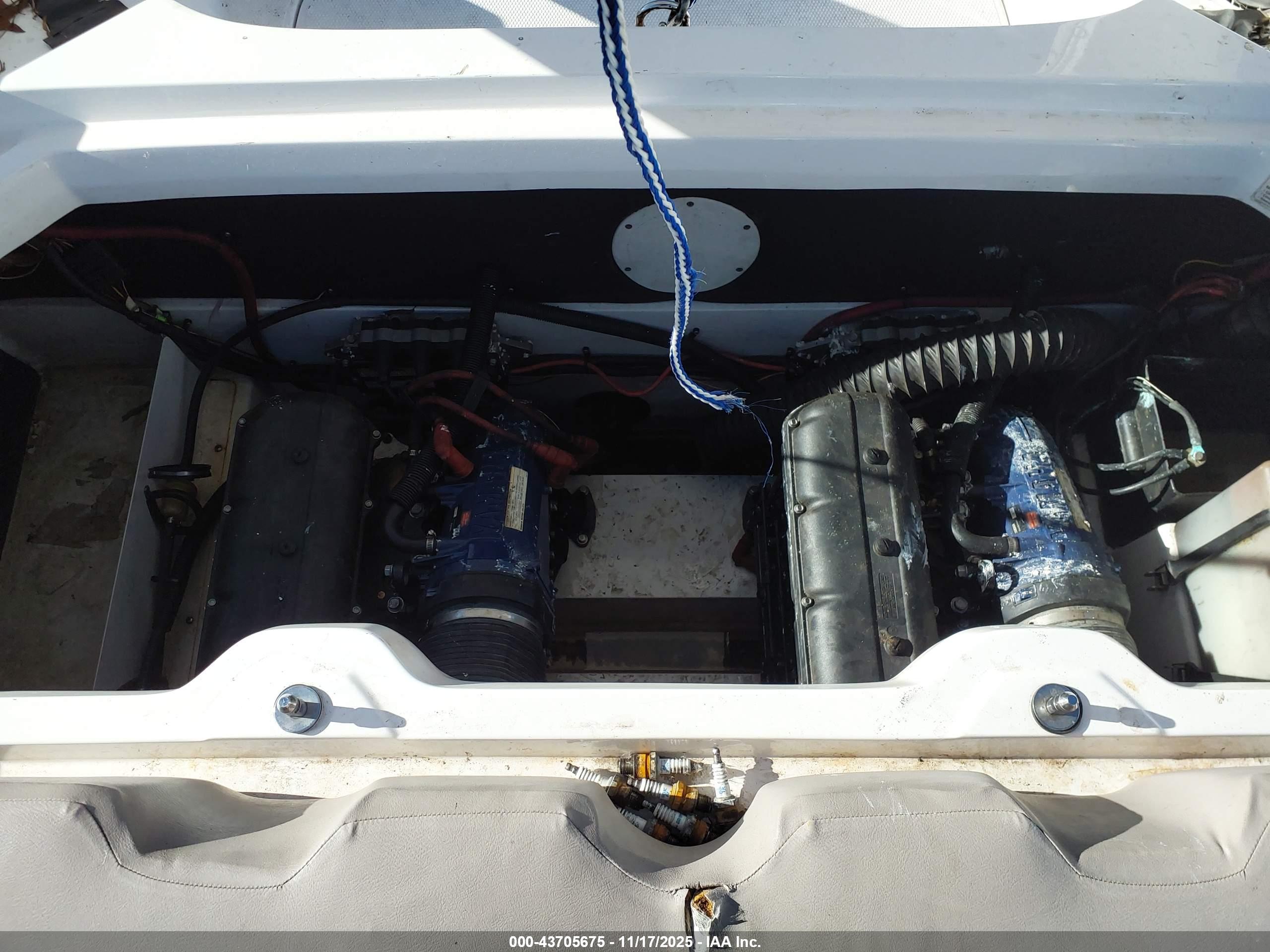 YAMAHA SJ700 image 6