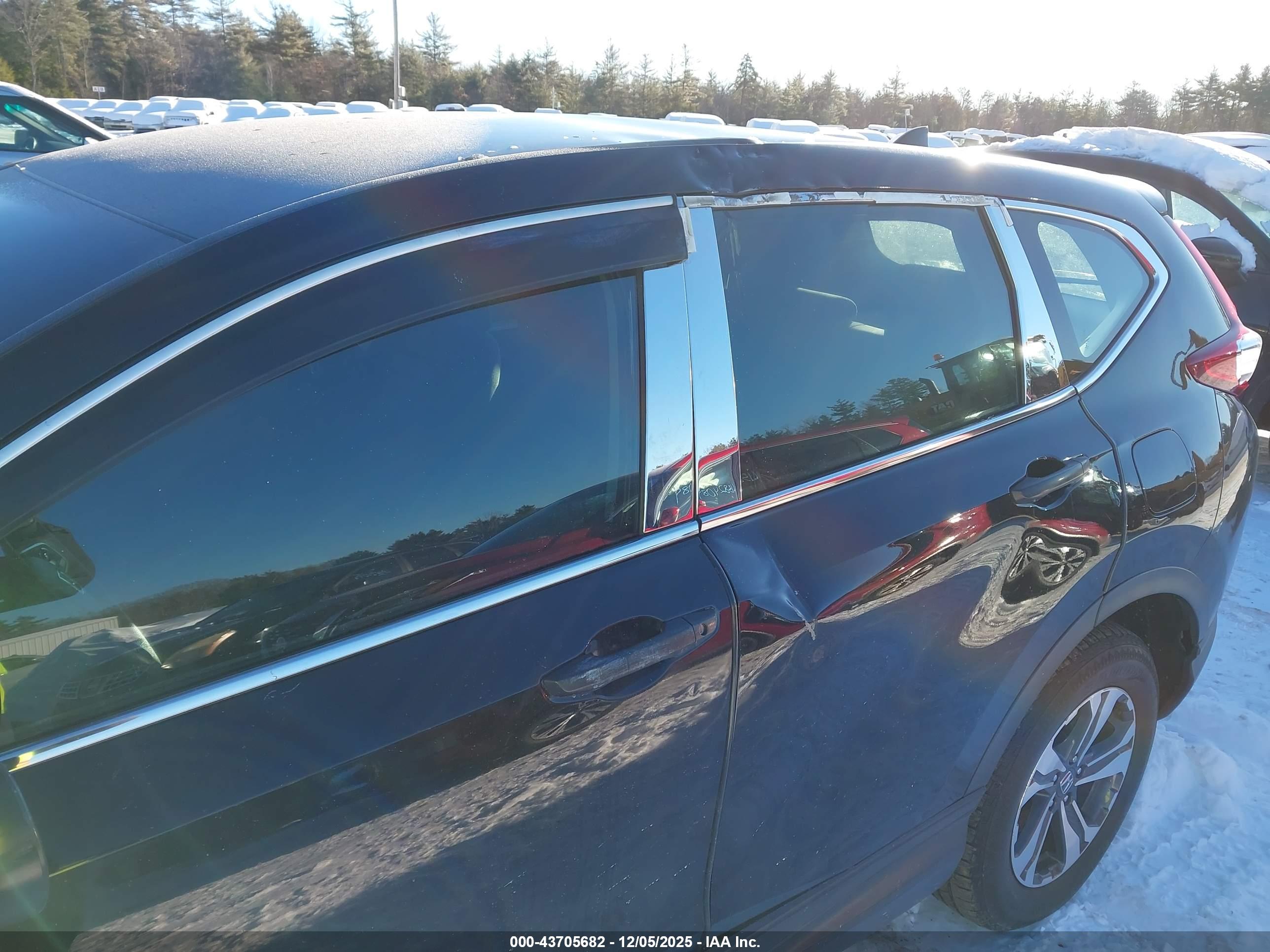HONDA CR-V image 6