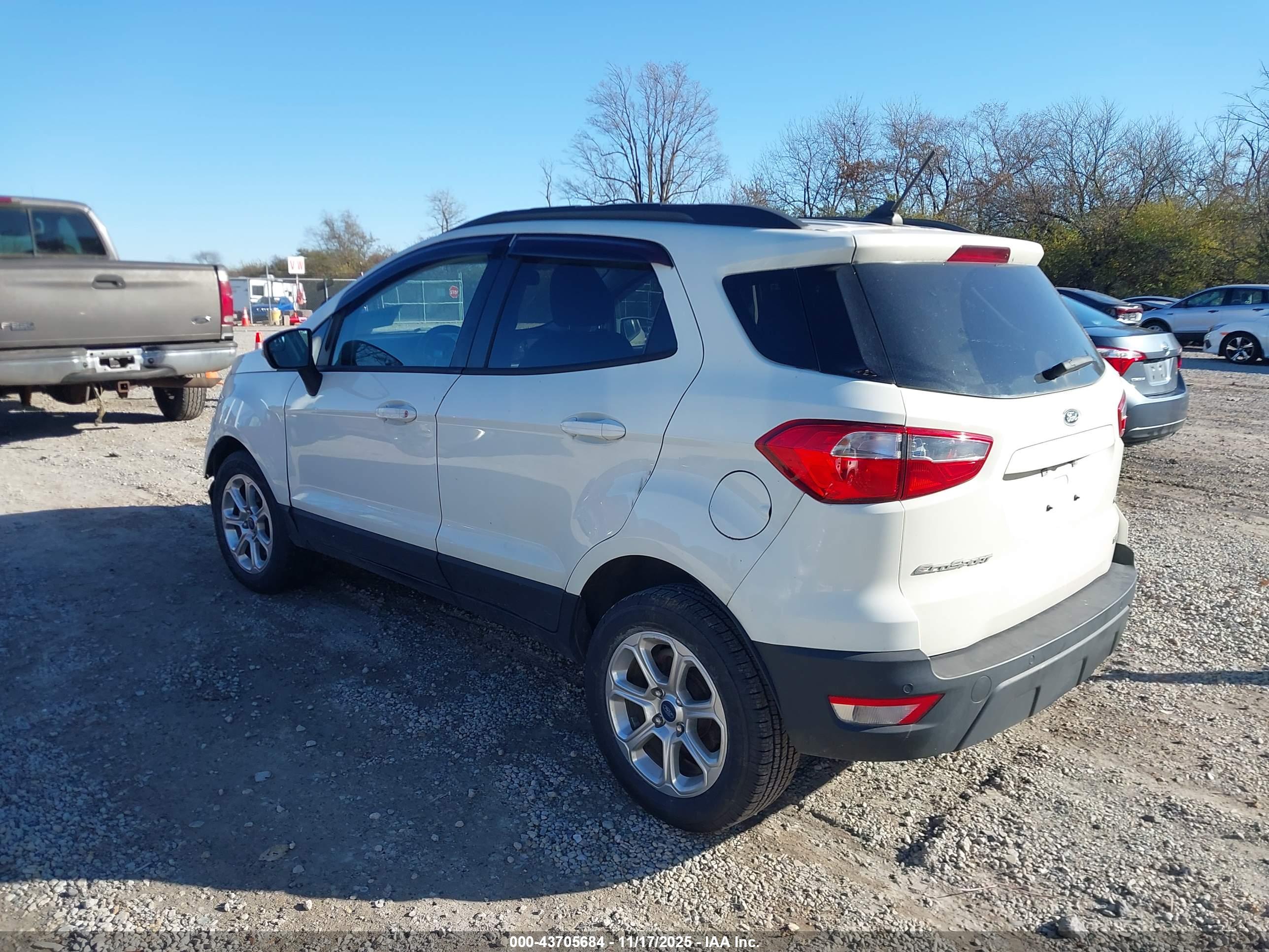 FORD ECOSPORT image 3