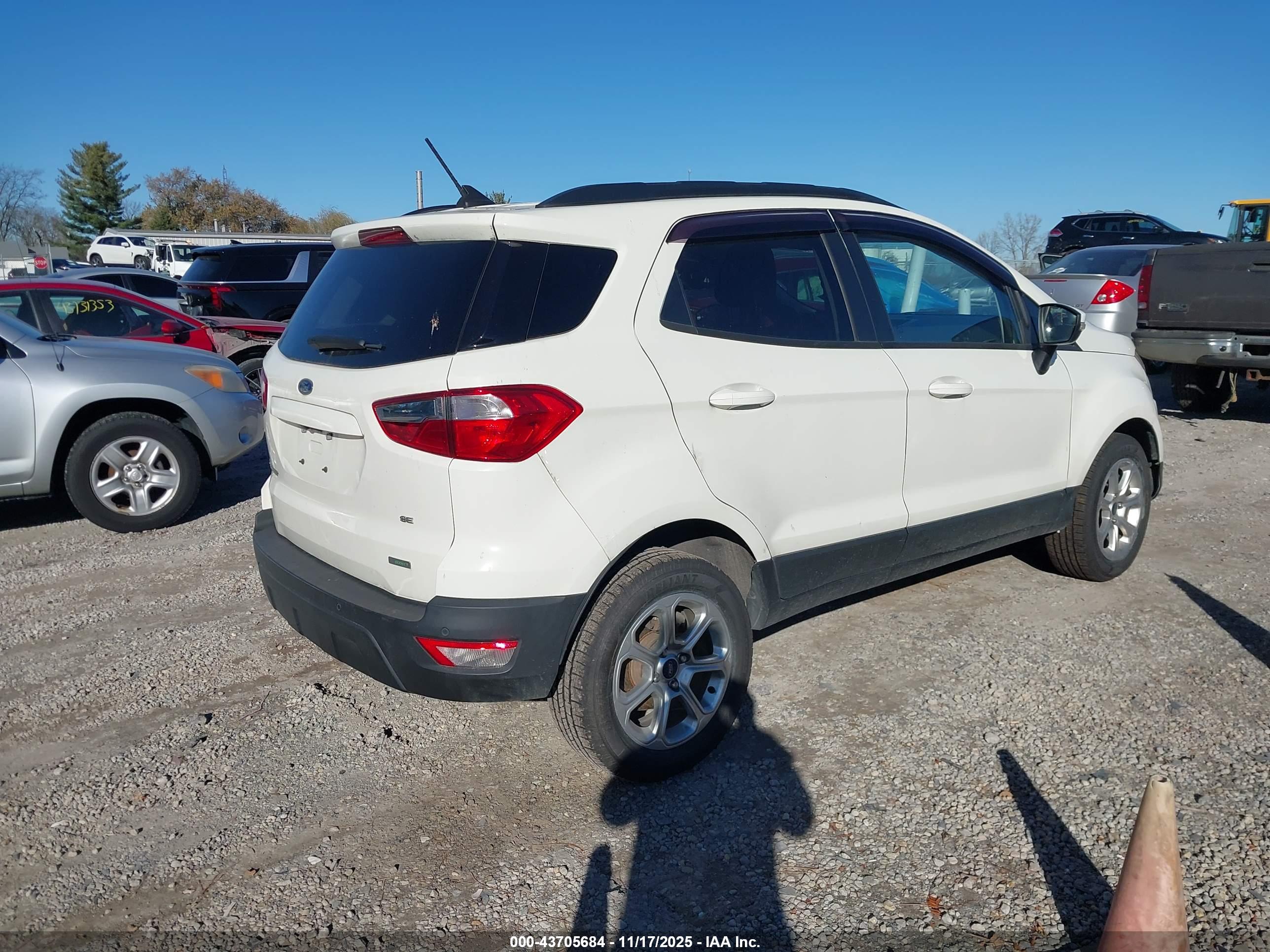 FORD ECOSPORT image 4