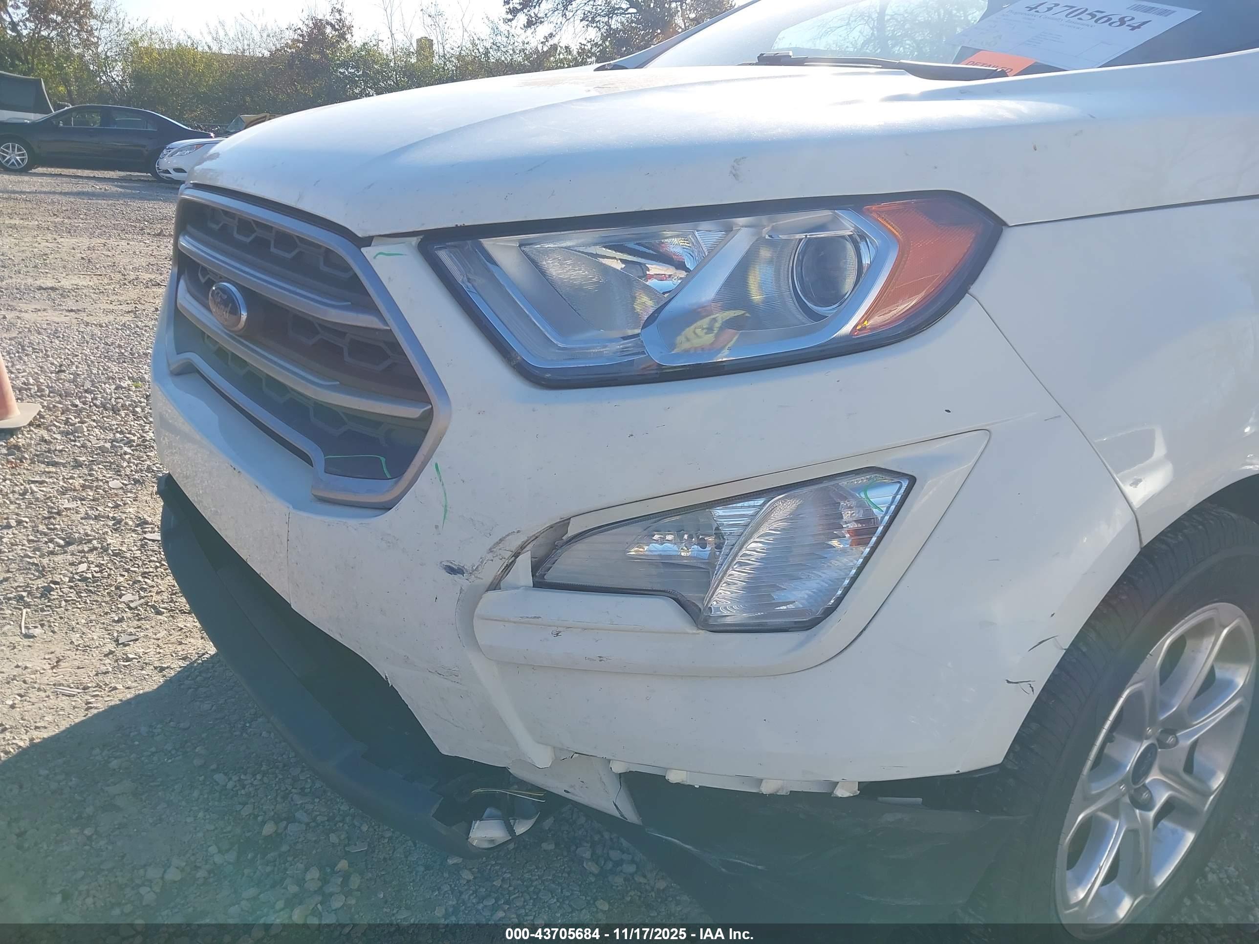 FORD ECOSPORT image 6