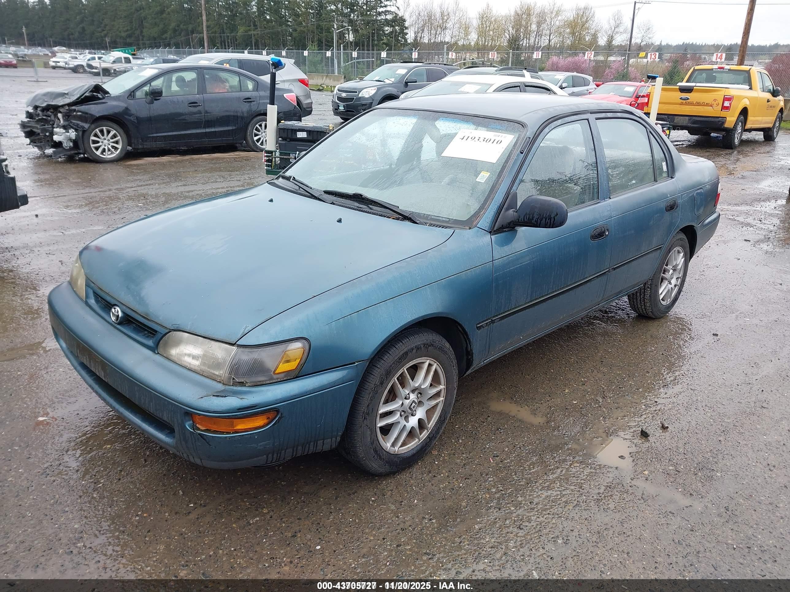 TOYOTA COROLLA image 2