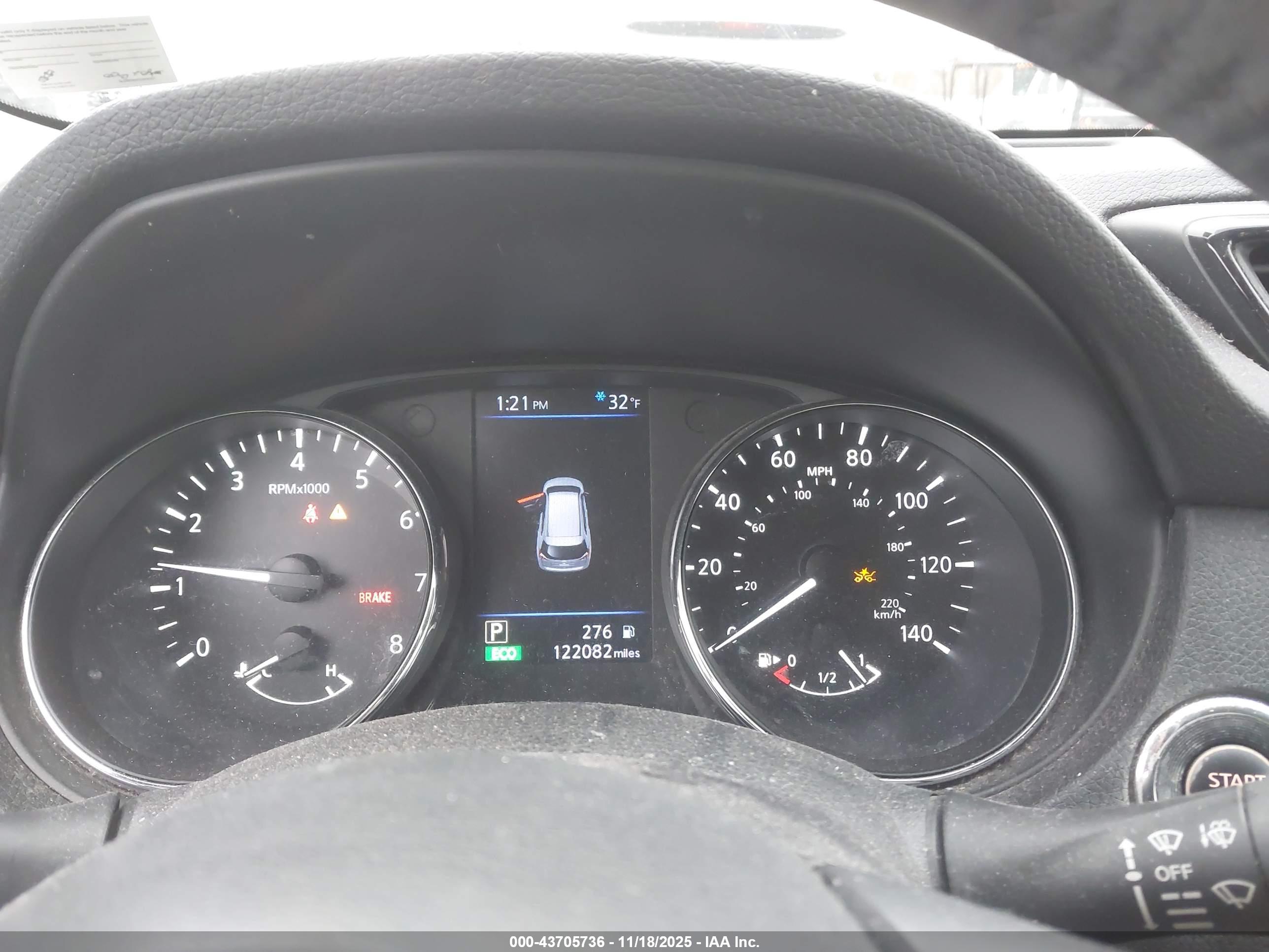 NISSAN ROGUE image 7