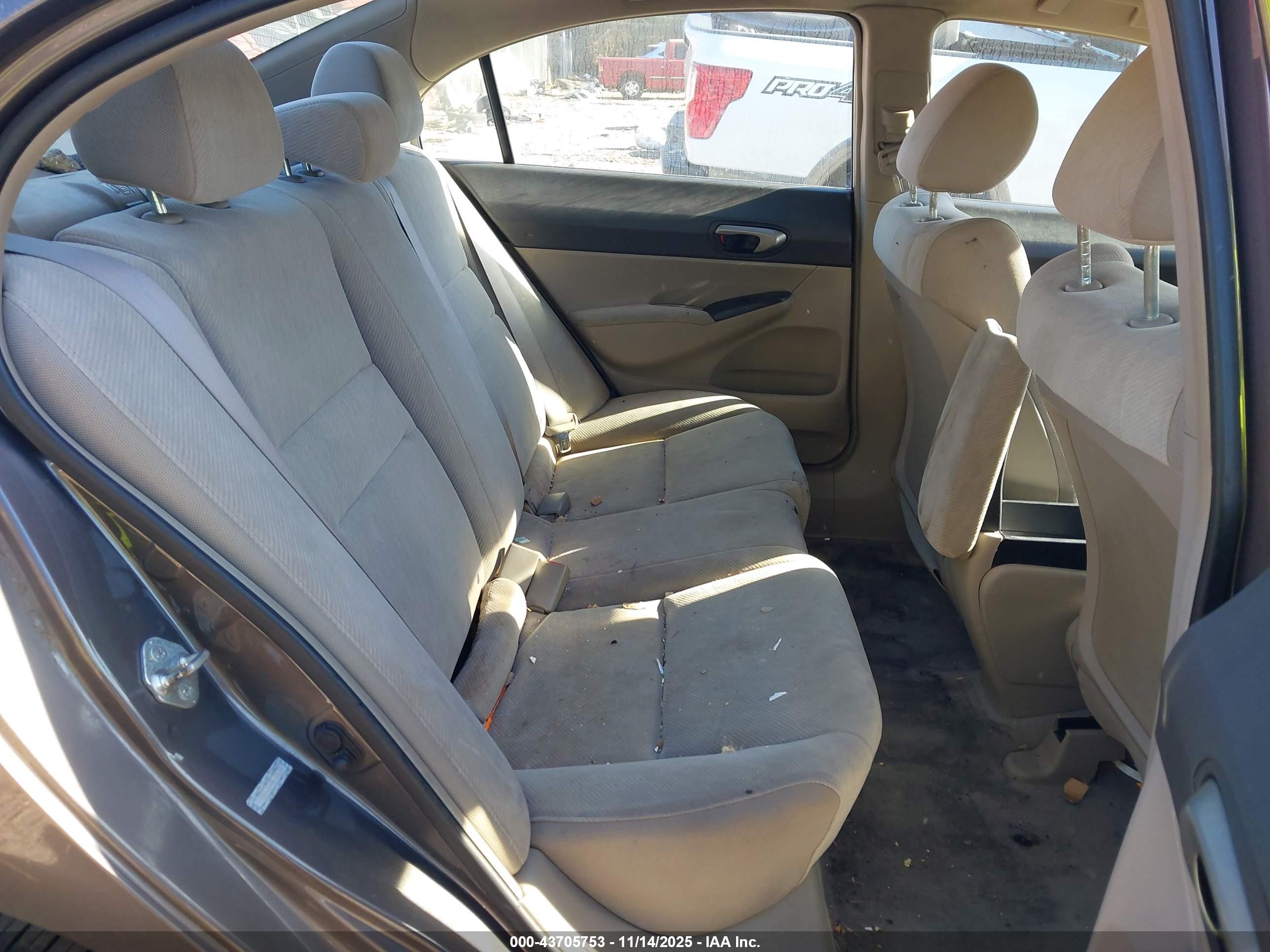 HONDA CIVIC image 8