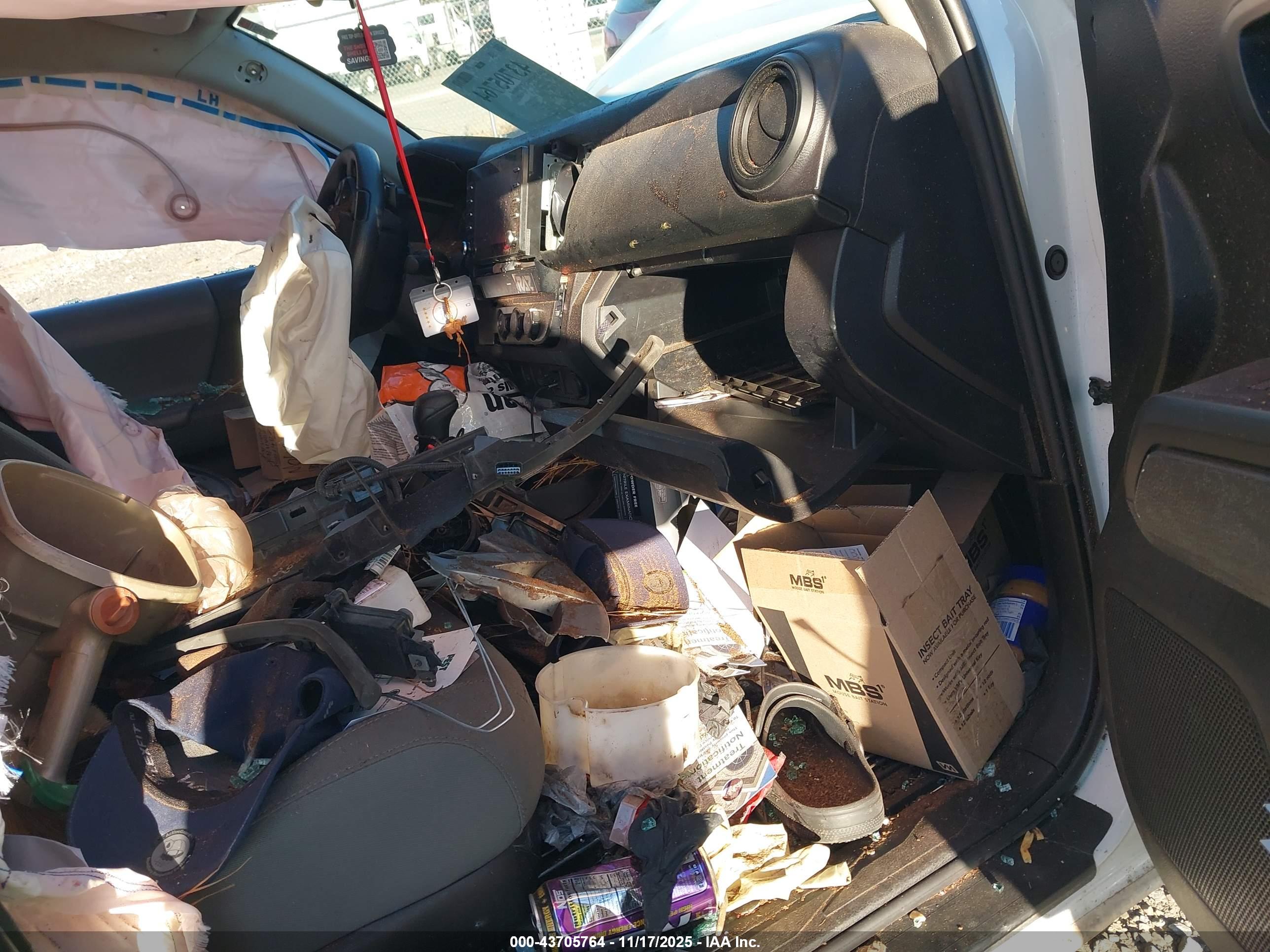 TOYOTA TACOMA image 5