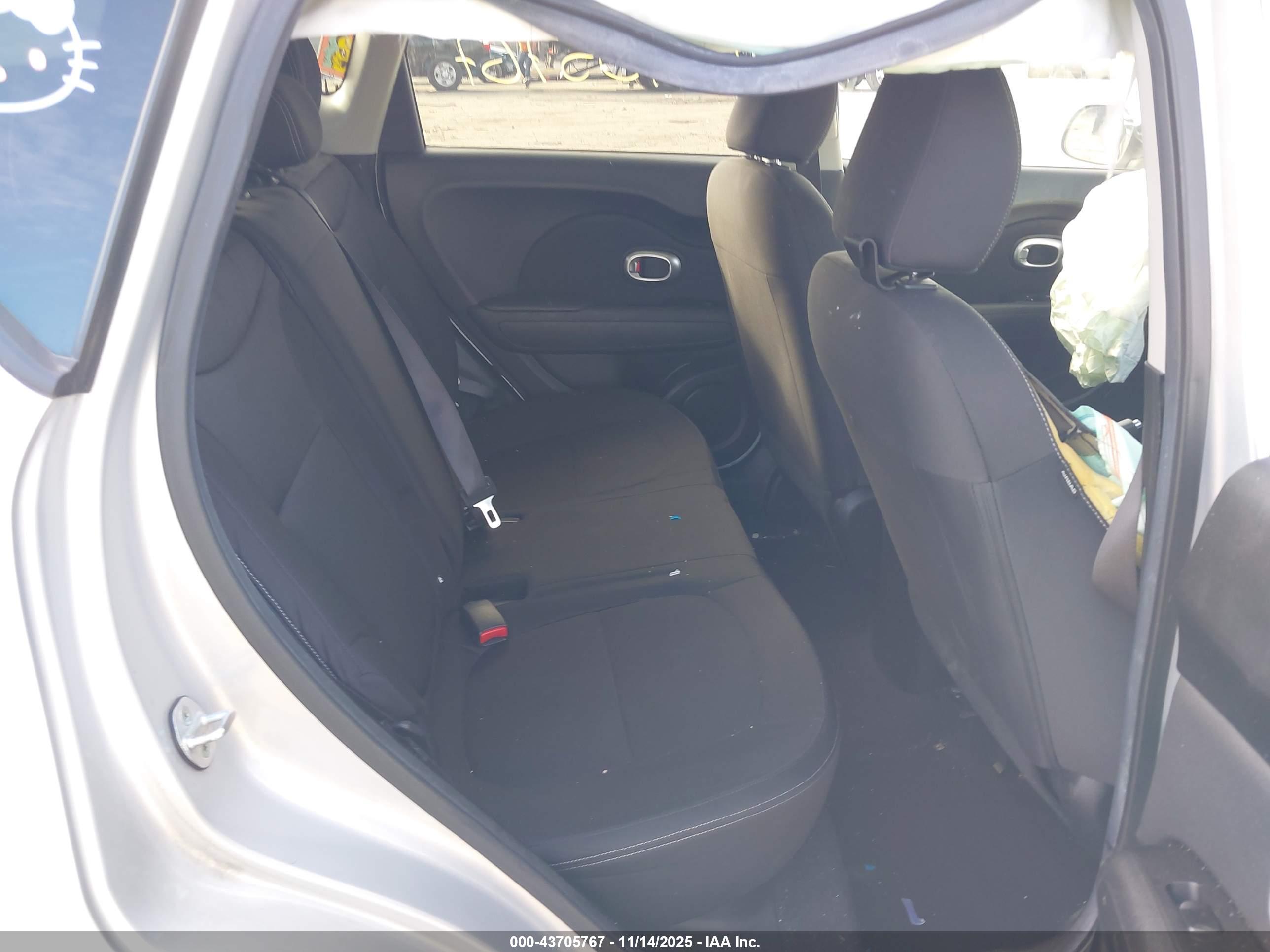 KIA SOUL image 8