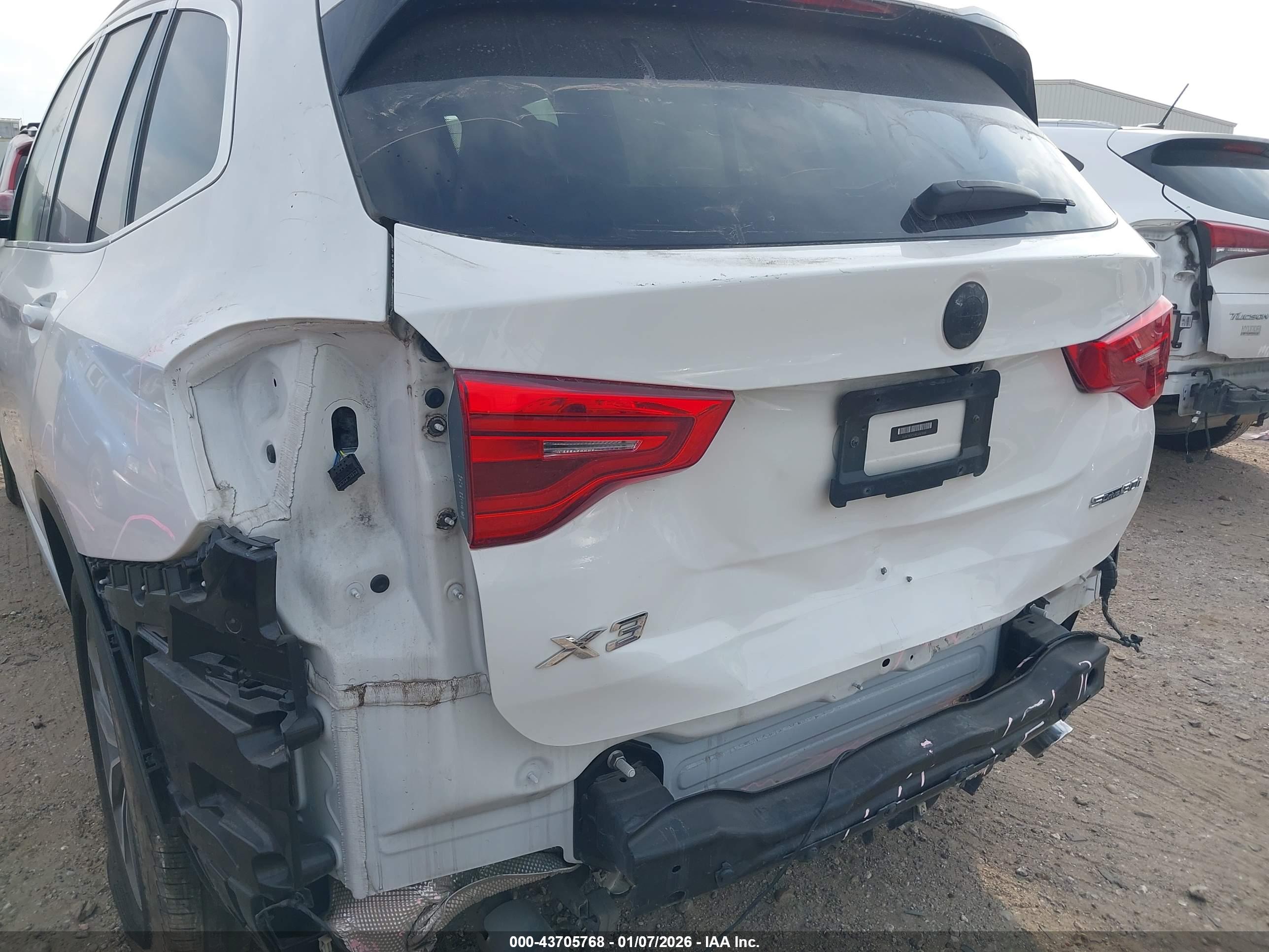 BMW X3 image 6