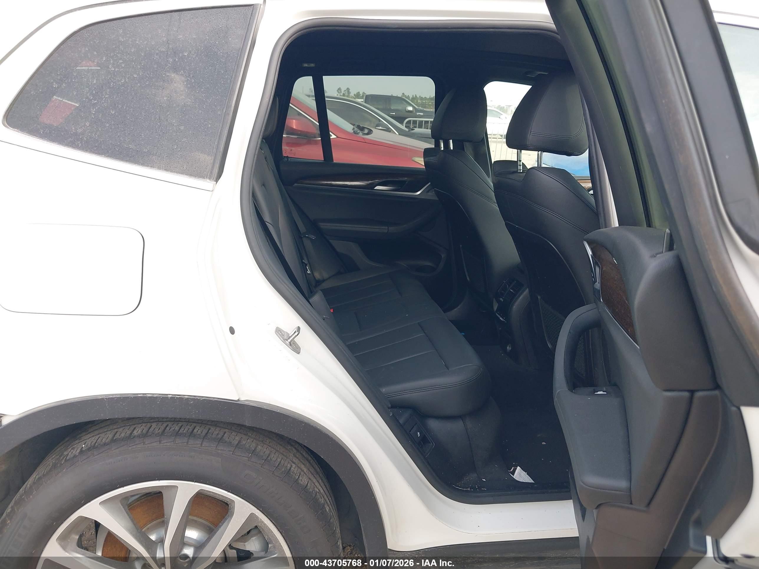 BMW X3 image 8