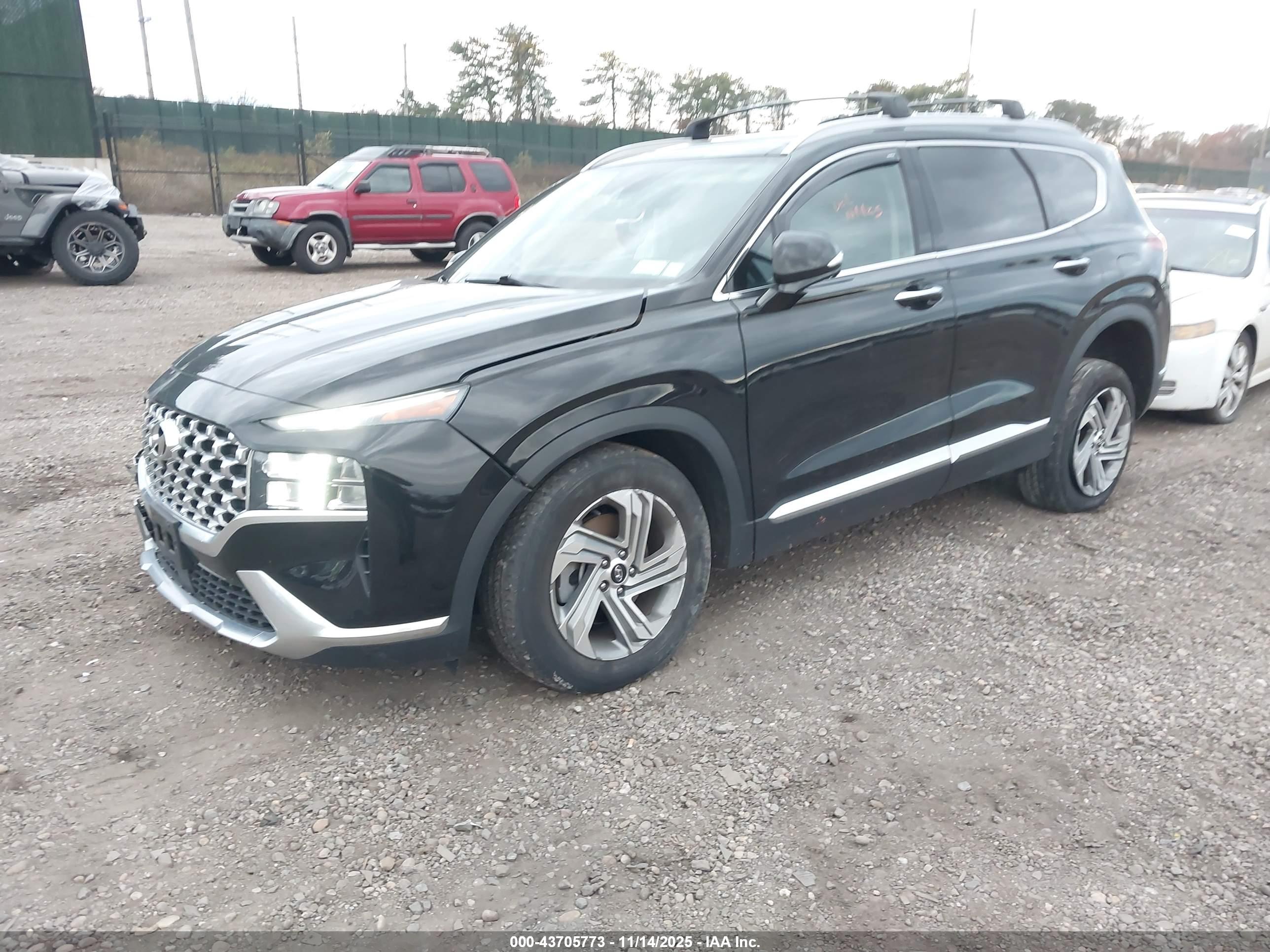 HYUNDAI SANTA image 2