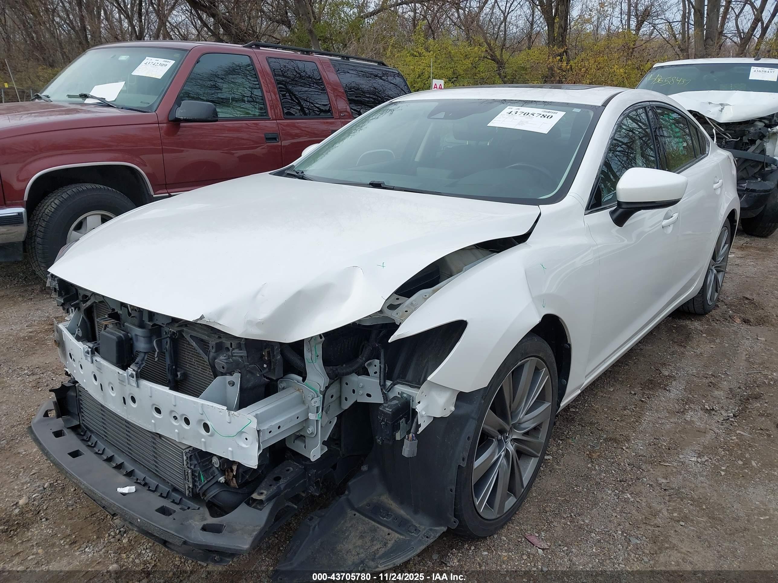 MAZDA MAZDA6 image 2