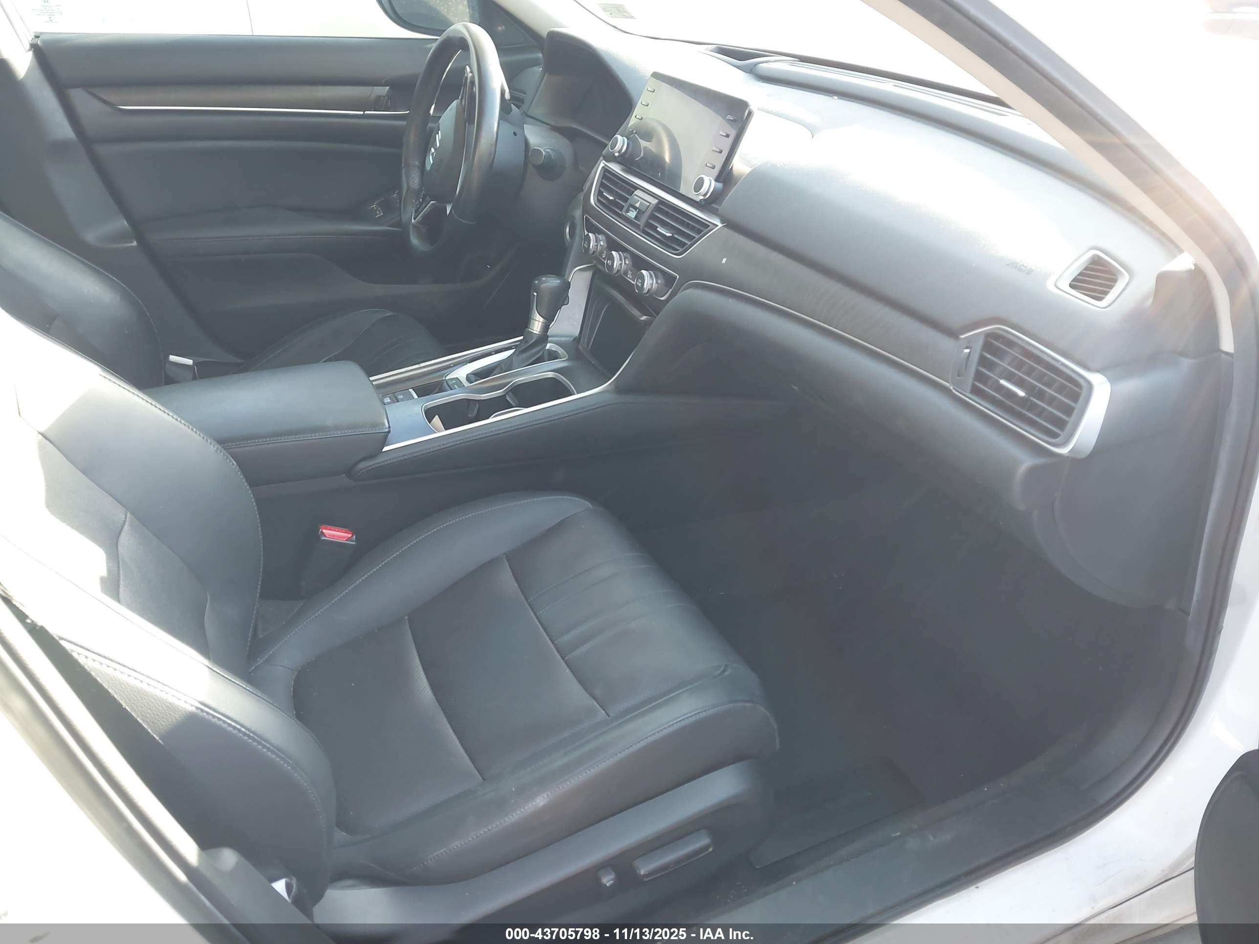 HONDA ACCORD image 5