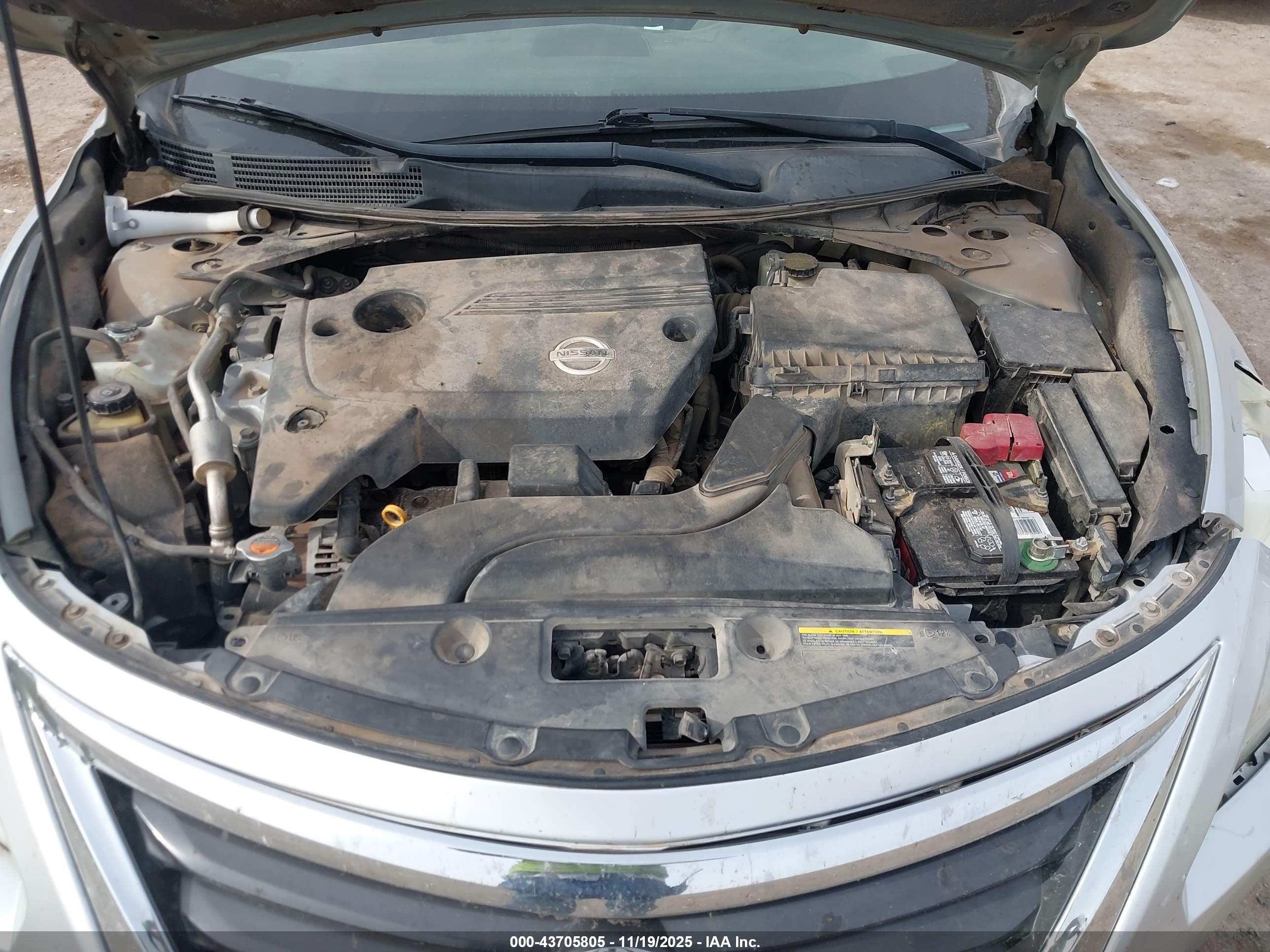 NISSAN ALTIMA image 10
