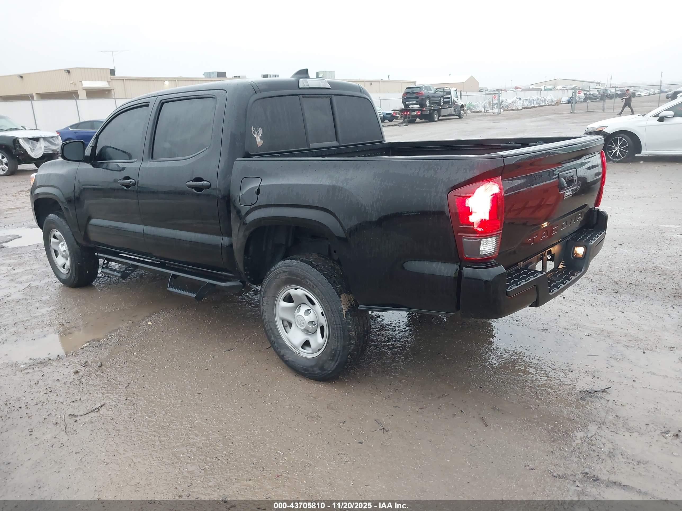 TOYOTA TACOMA image 3