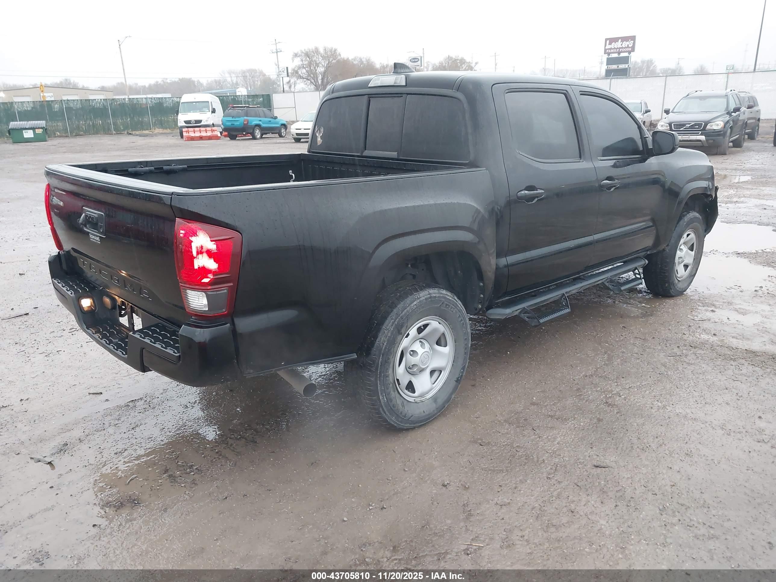 TOYOTA TACOMA image 4