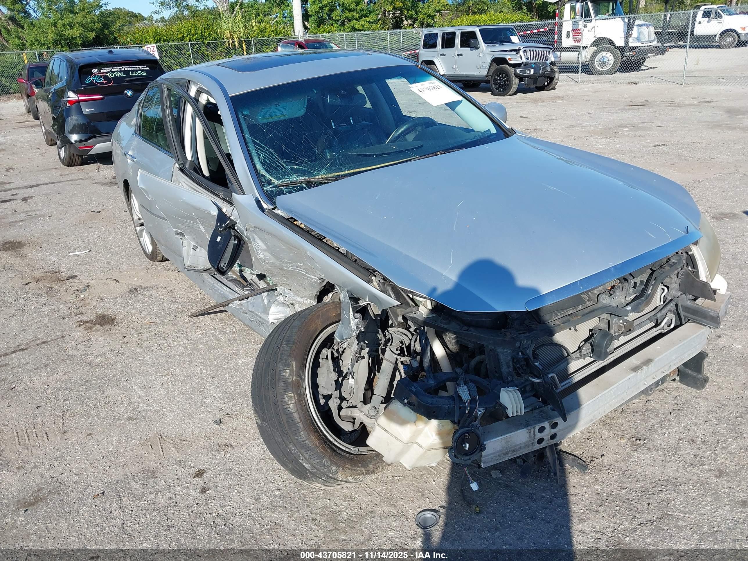 INFINITI M35 image 6