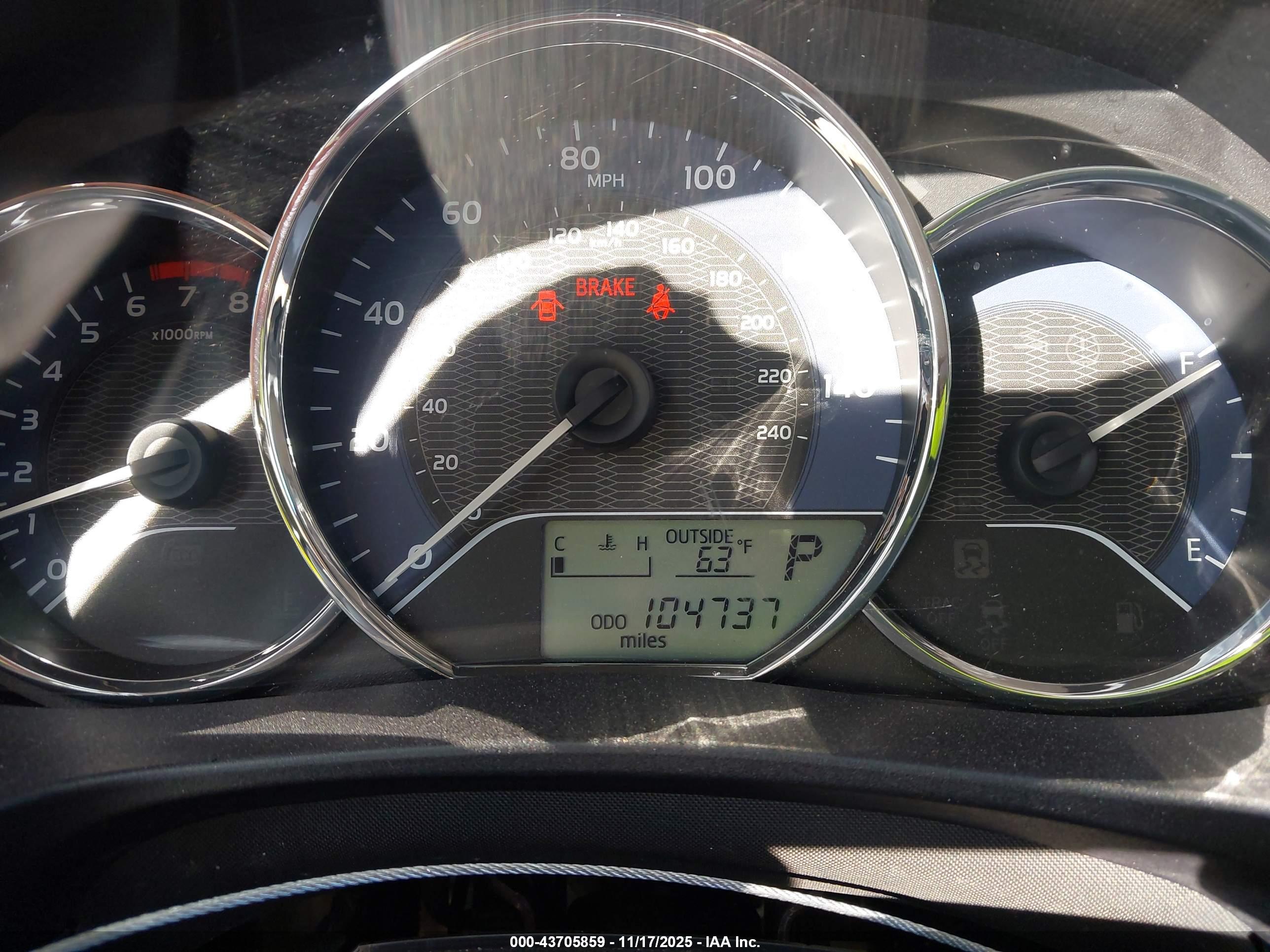 TOYOTA COROLLA image 7