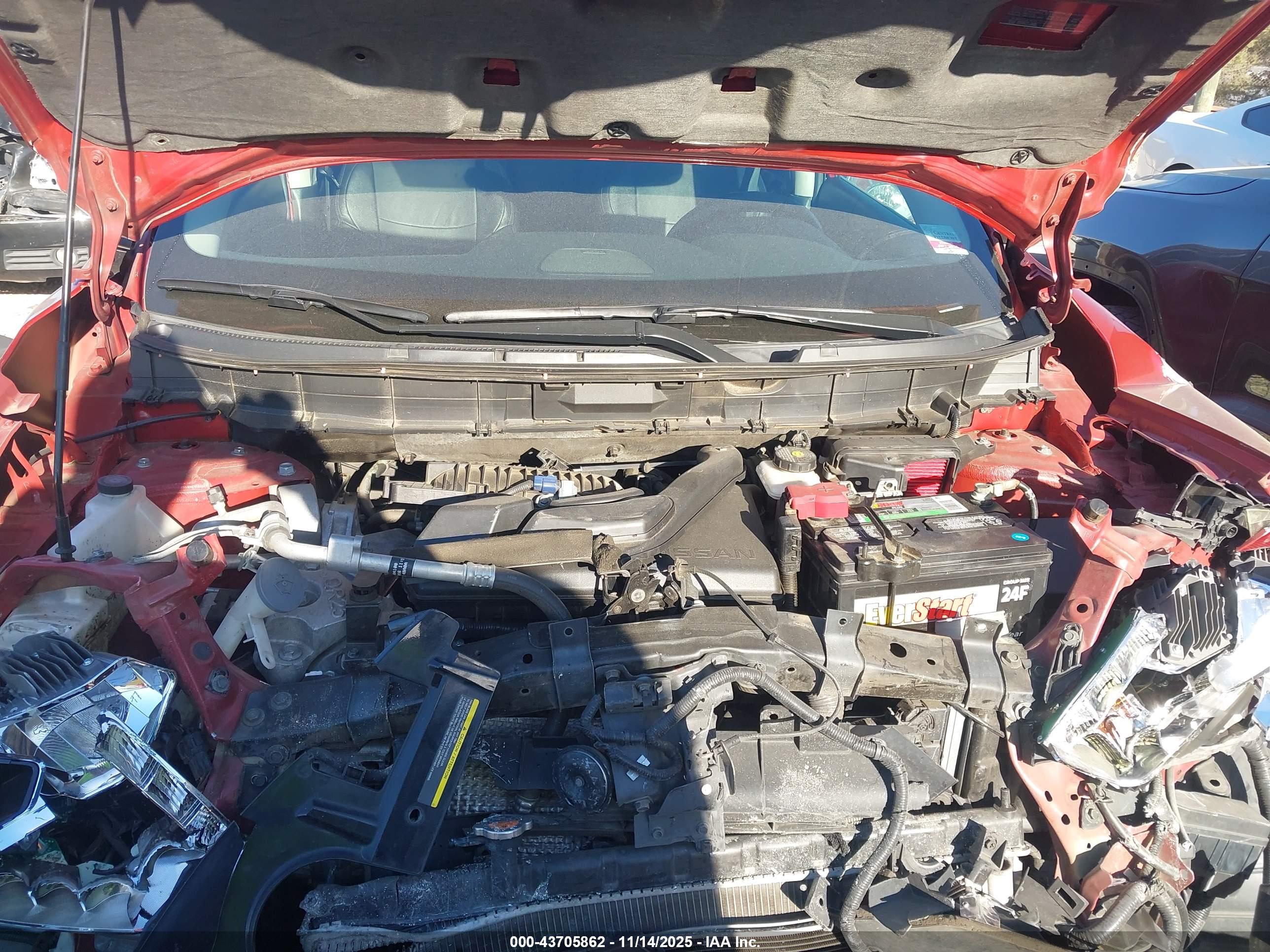 NISSAN ROGUE image 10