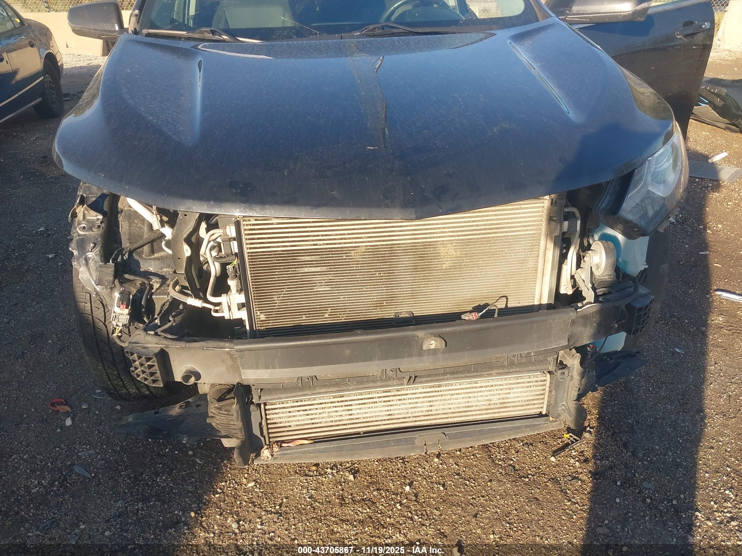 CHEVROLET EQUINOX image 6