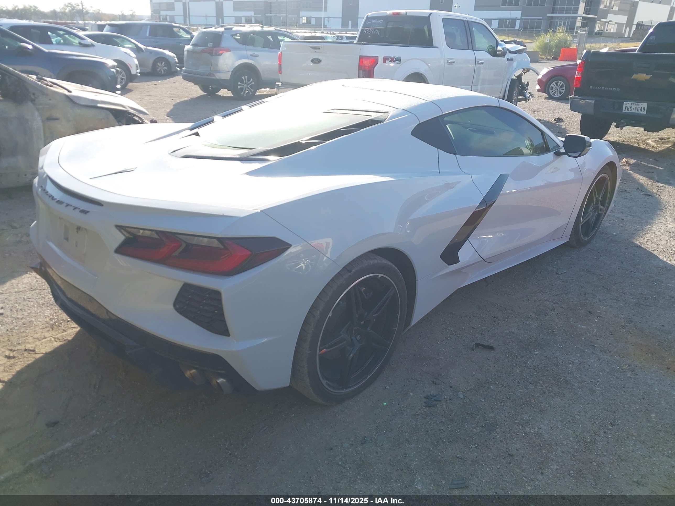 CHEVROLET CORVETTE image 4