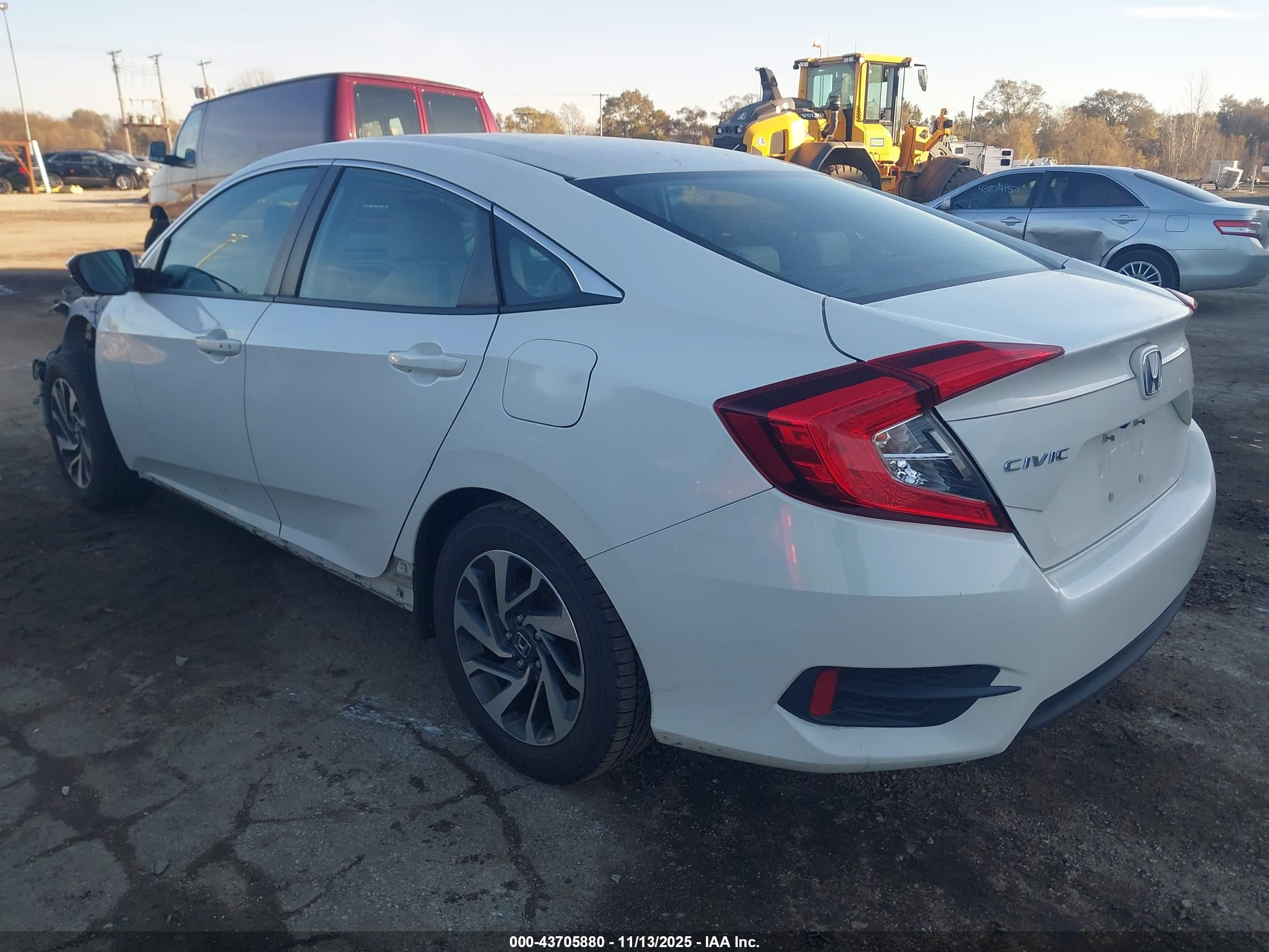 HONDA CIVIC image 3